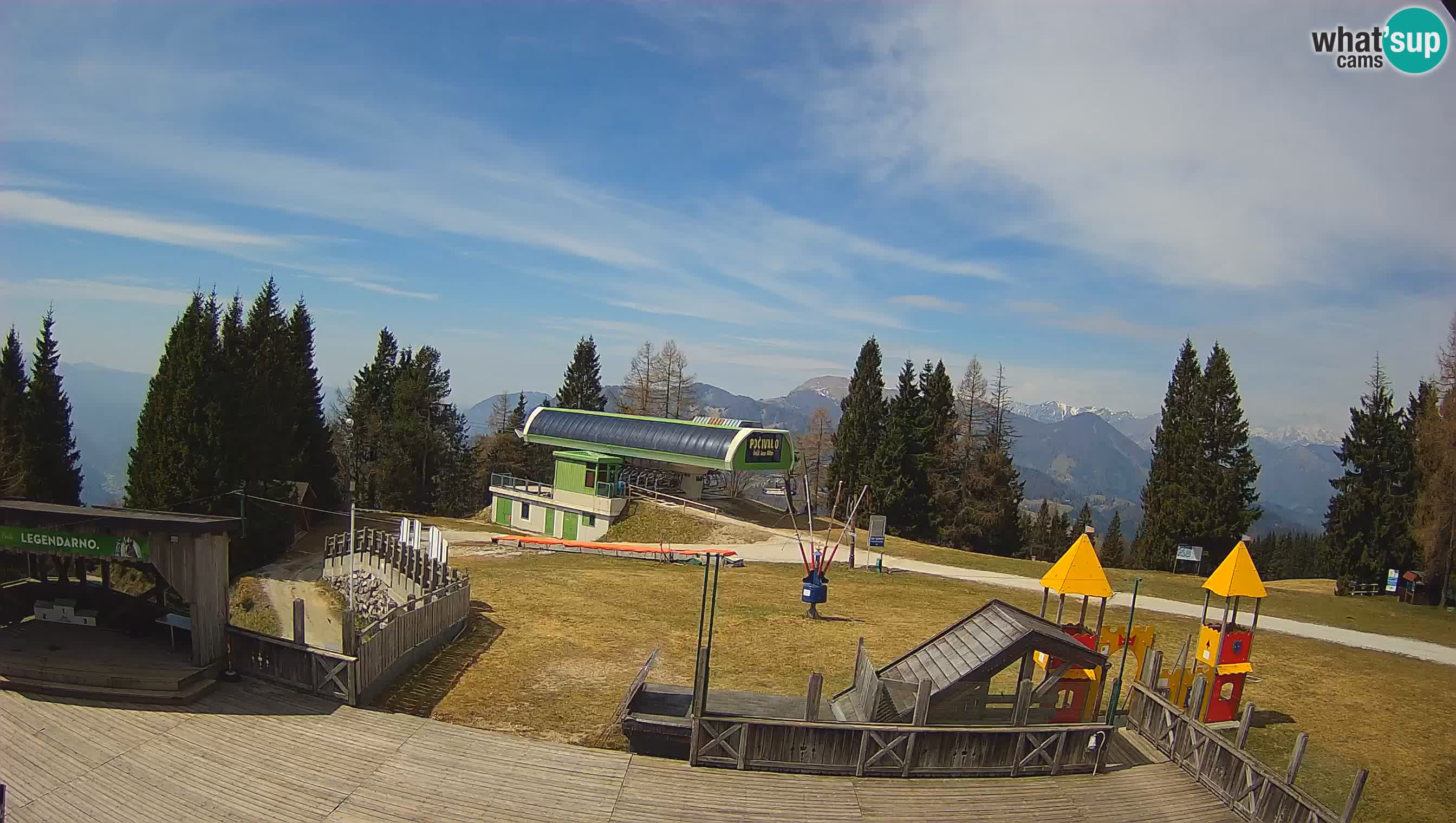 Webcam de la station de ski des Alpes slovènes à Cerkno Počivalo