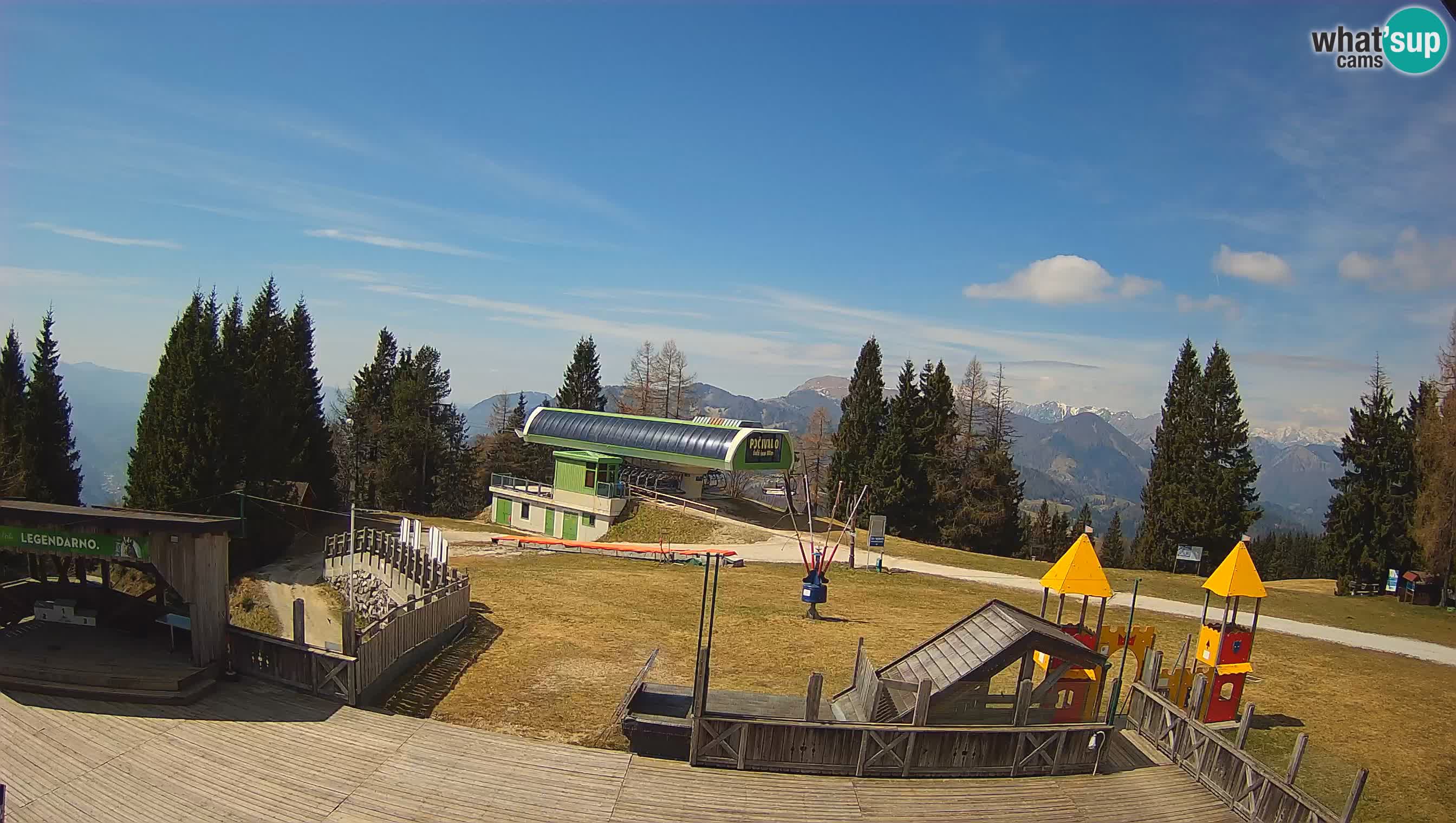 Alpska Perla Ski center Cerkno Počivalo webcam – Slovenia