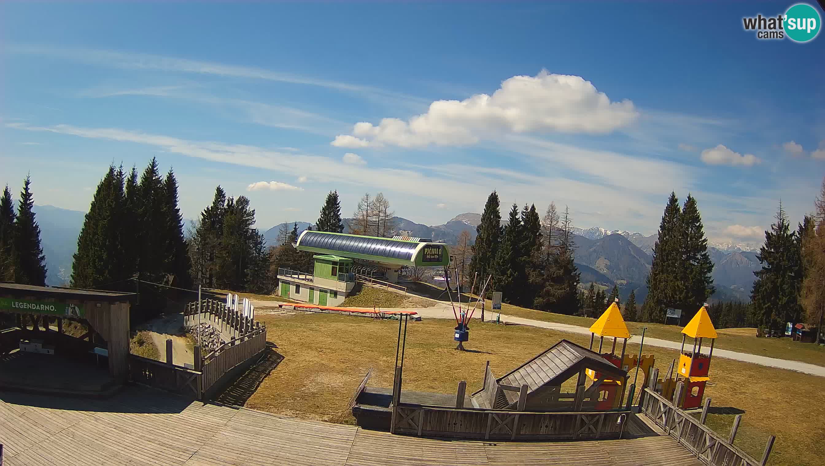 Spletna kamera Počivalo – Alpska Perla | Pogled v živo iz smučišča Cerkno