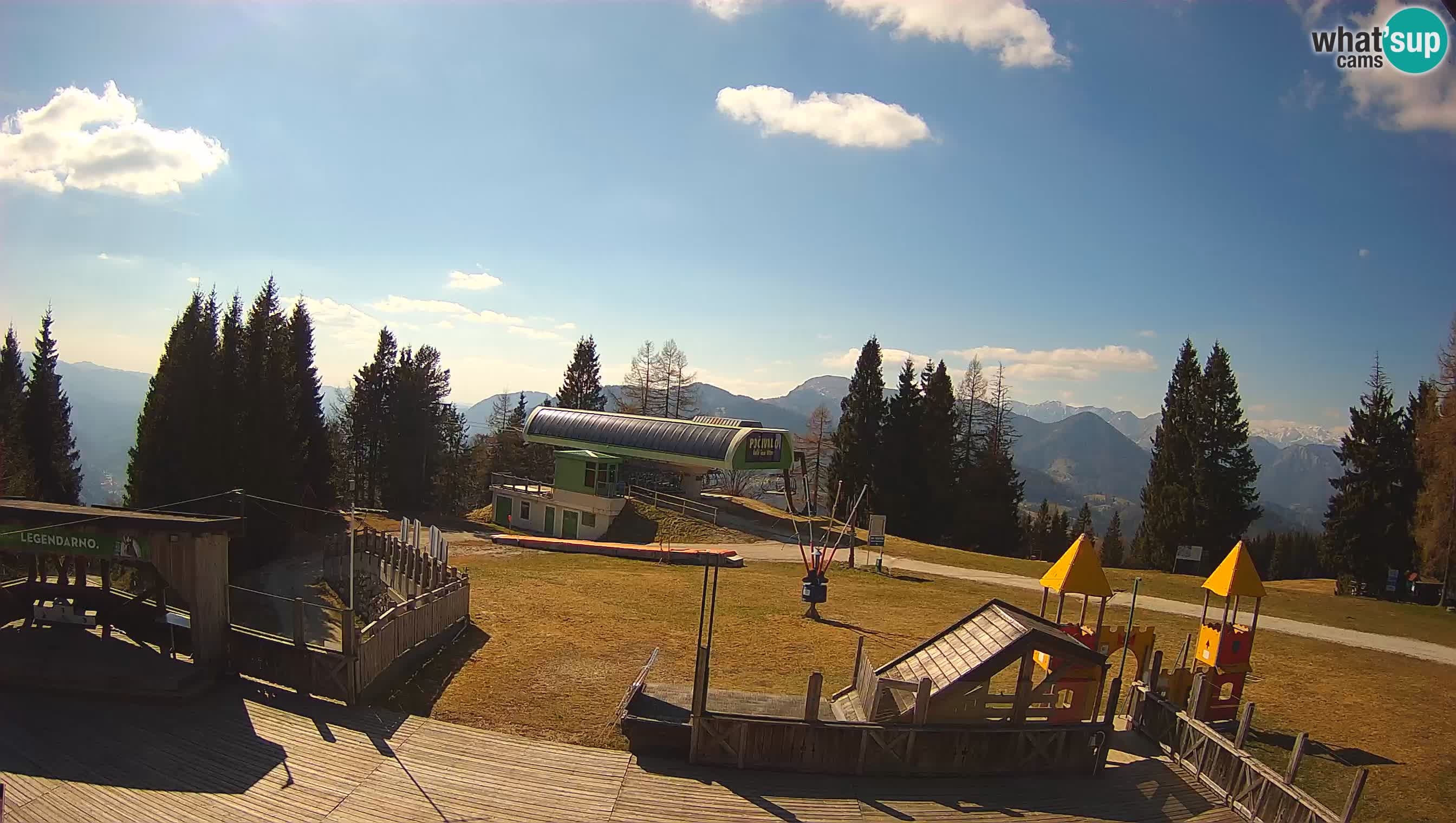 Alpska Perla Ski hotel Cerkno Počivalo webcam – Slovenia