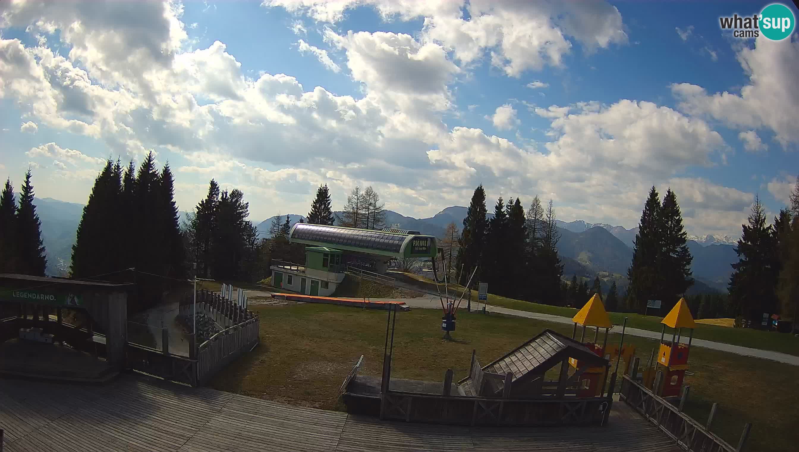 Web kamera Počivalo – Alpska Perla | Pogled uživo sa skijališta Cerkno