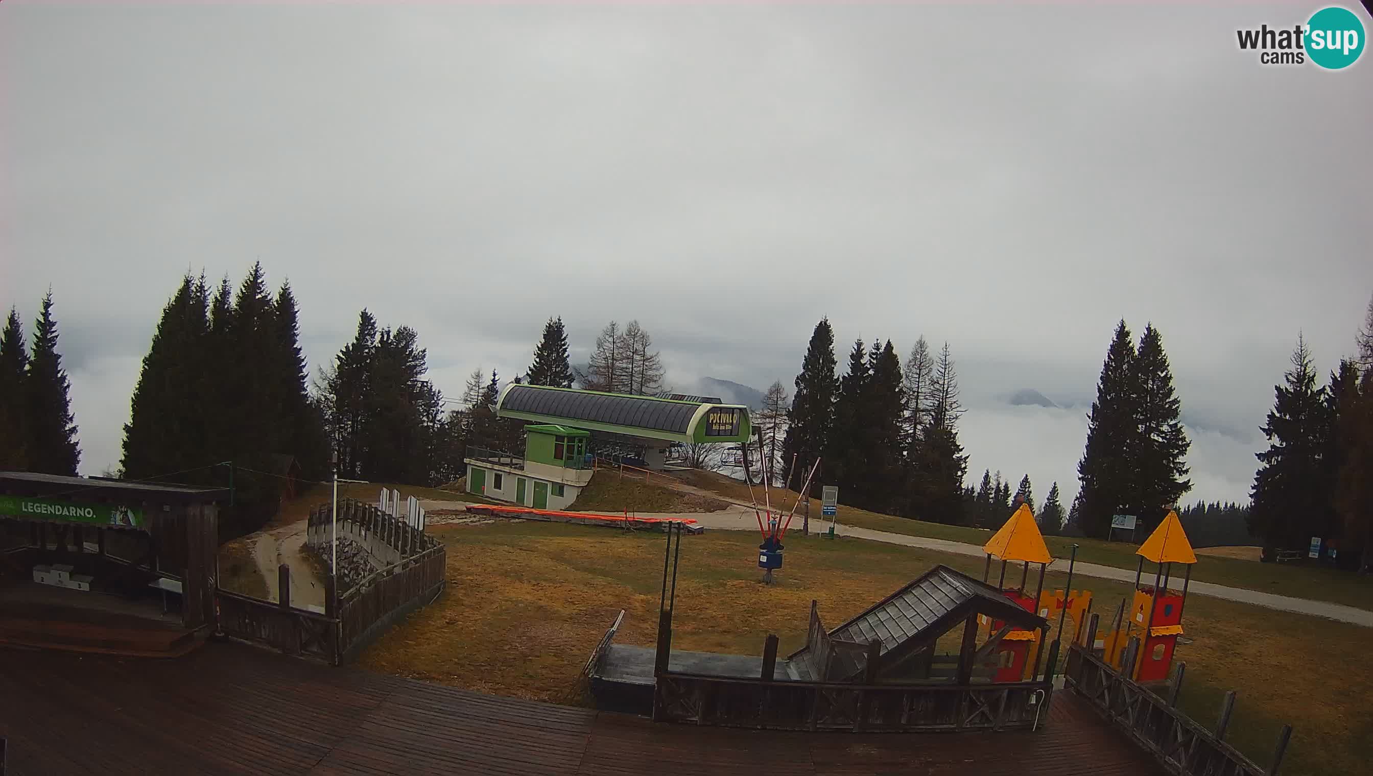 Spletna kamera Počivalo – Alpska Perla | Pogled v živo iz smučišča Cerkno