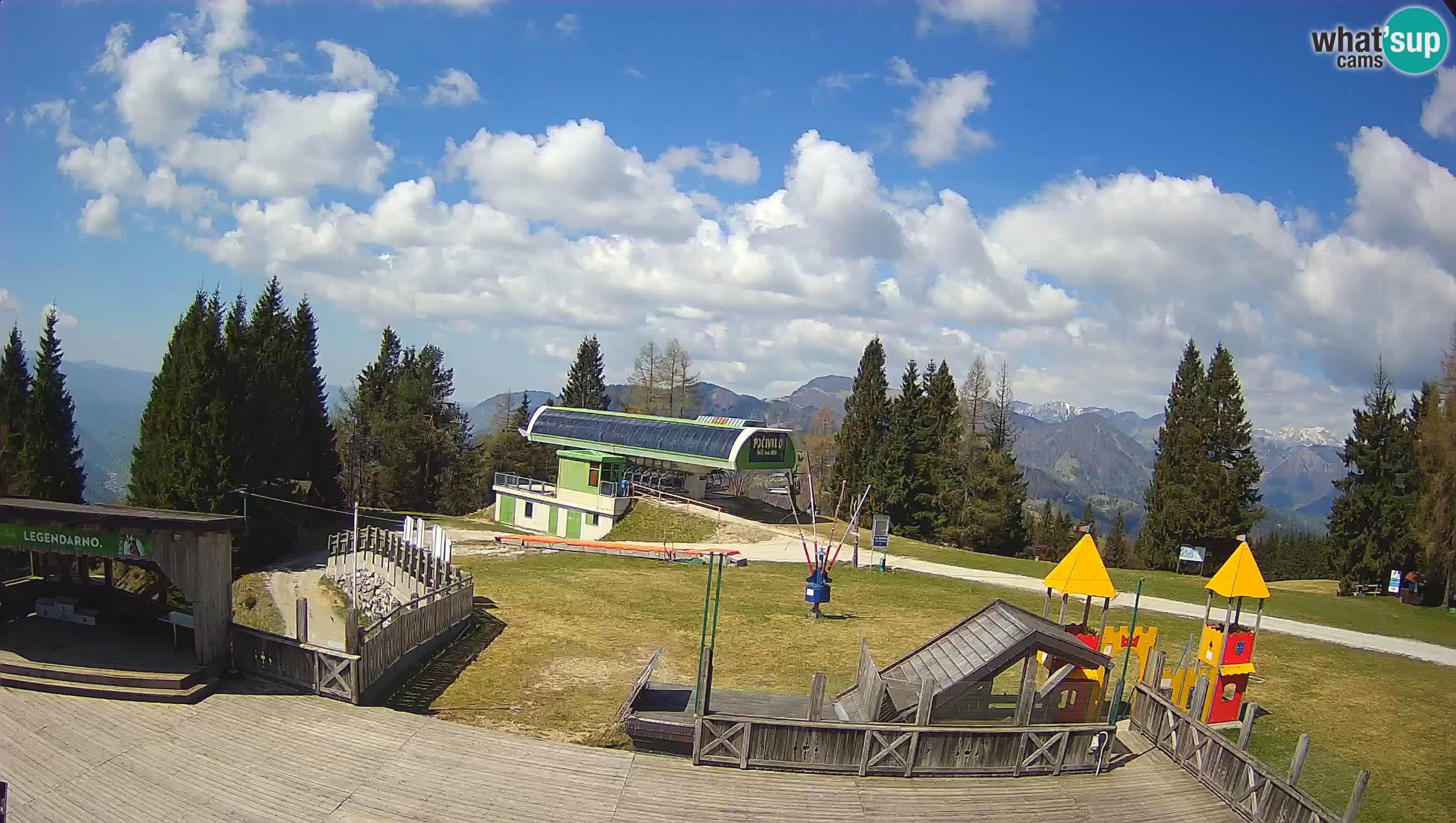 Cámara web Počivalo – Alpska Perla | Vista en vivo desde la estación de esquí Cerkno