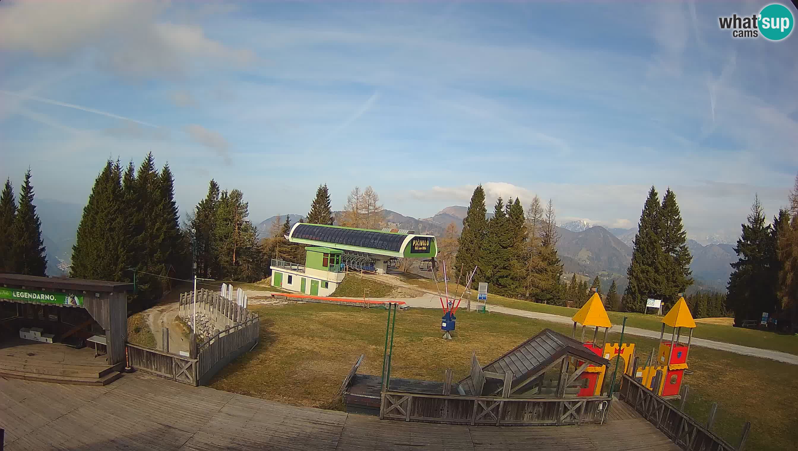 Webcam de la station de ski des Alpes slovènes à Cerkno Počivalo