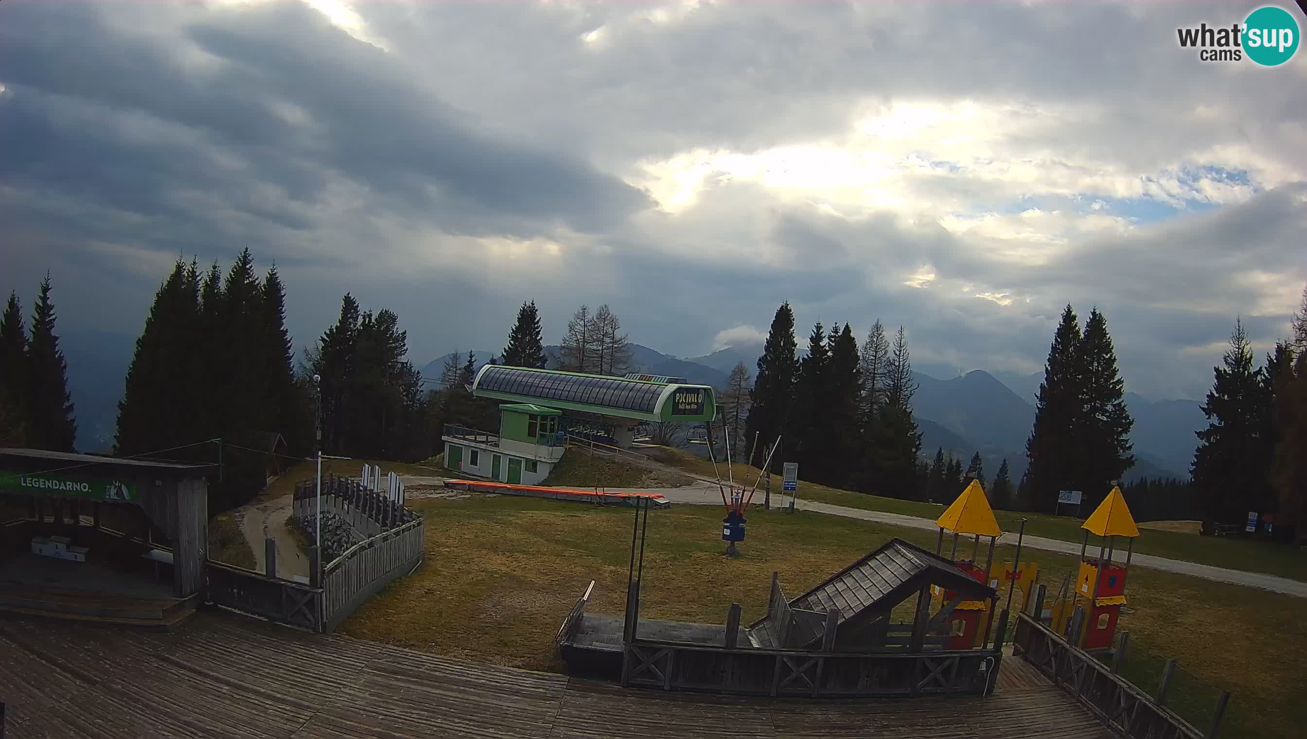 Webcam Počivalo – Alpska Perla | Live View from Cerkno Ski Resort