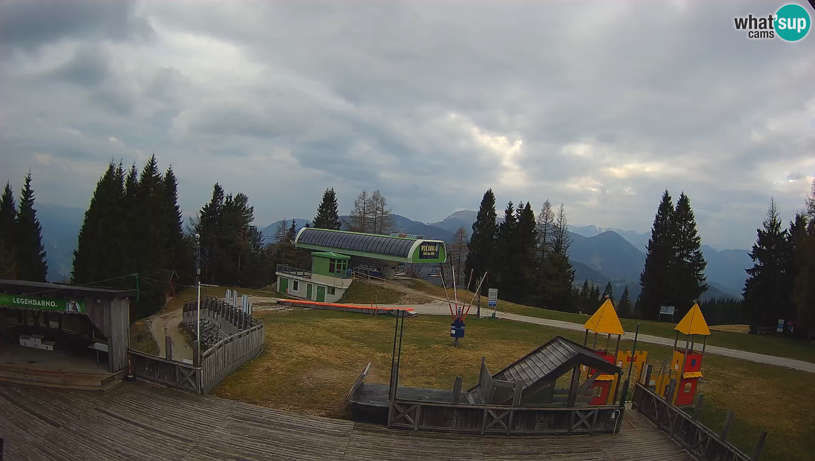 Web kamera Počivalo – Alpska Perla | Pogled uživo sa skijališta Cerkno