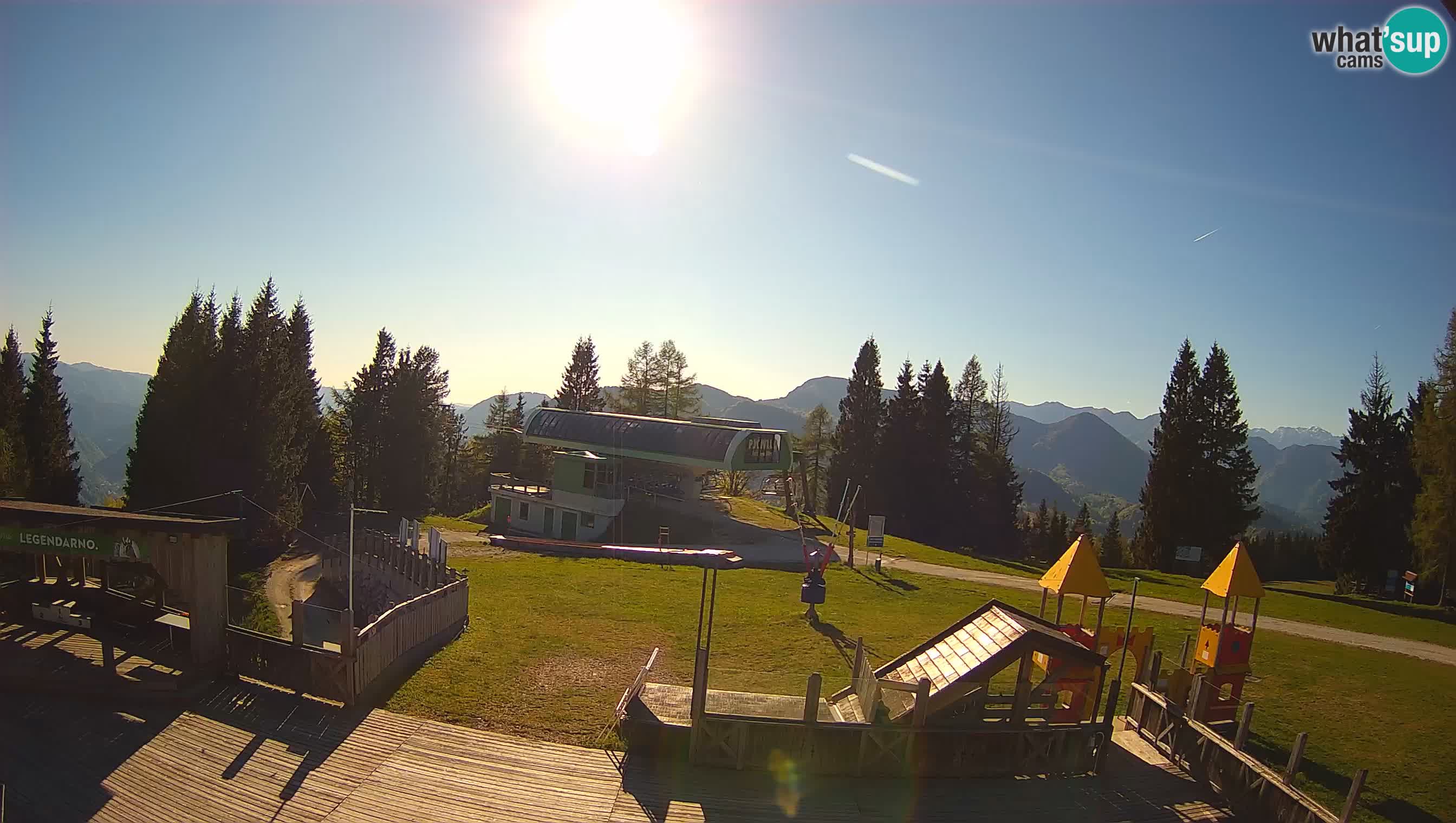 Webcam de la station de ski des Alpes slovènes à Cerkno Počivalo