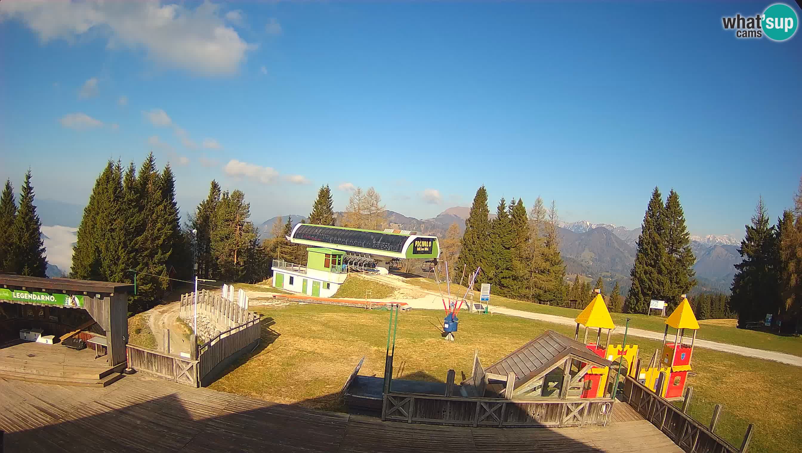 Webcam de la station de ski des Alpes slovènes à Cerkno Počivalo