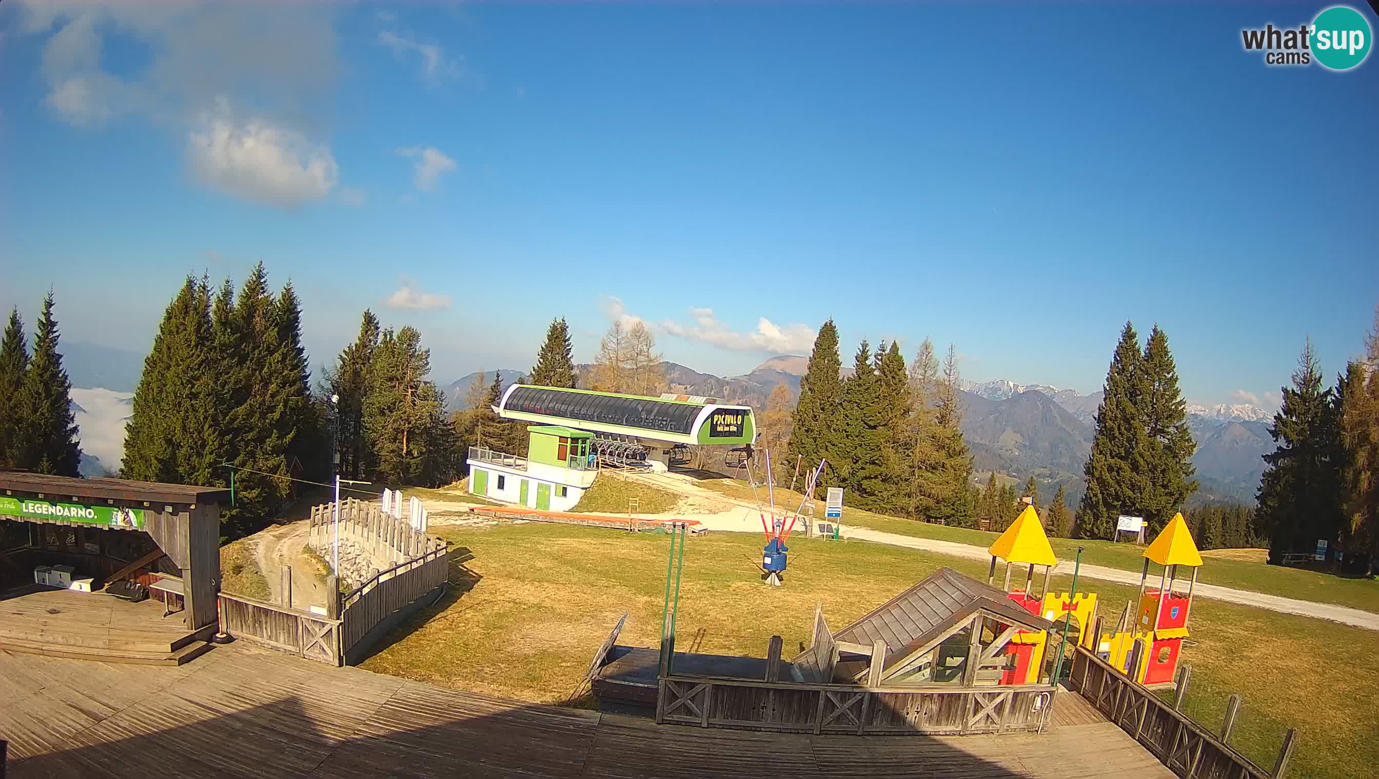 Spletna kamera Počivalo – Alpska Perla | Pogled v živo iz smučišča Cerkno