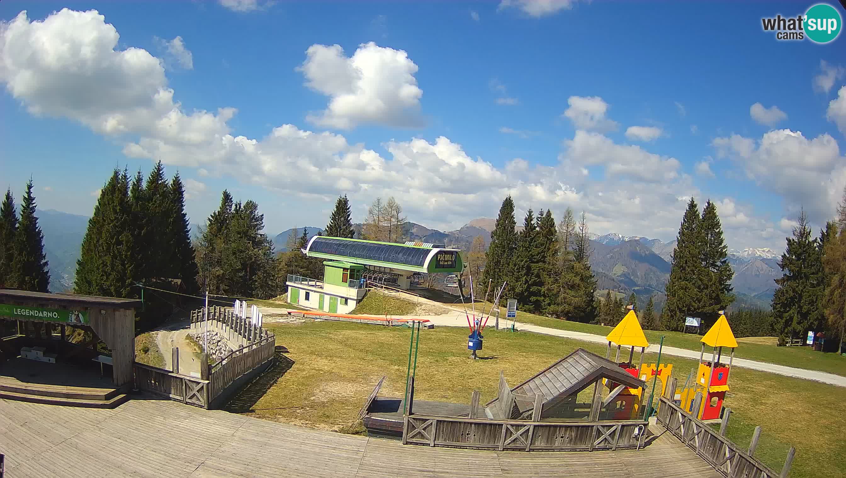 Spletna kamera Počivalo – Alpska Perla | Pogled v živo iz smučišča Cerkno