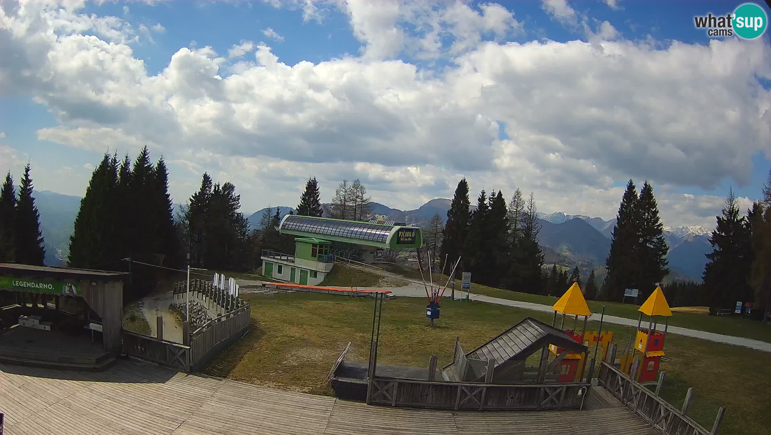 Webcam Počivalo – Alpska Perla | Live View from Cerkno Ski Resort