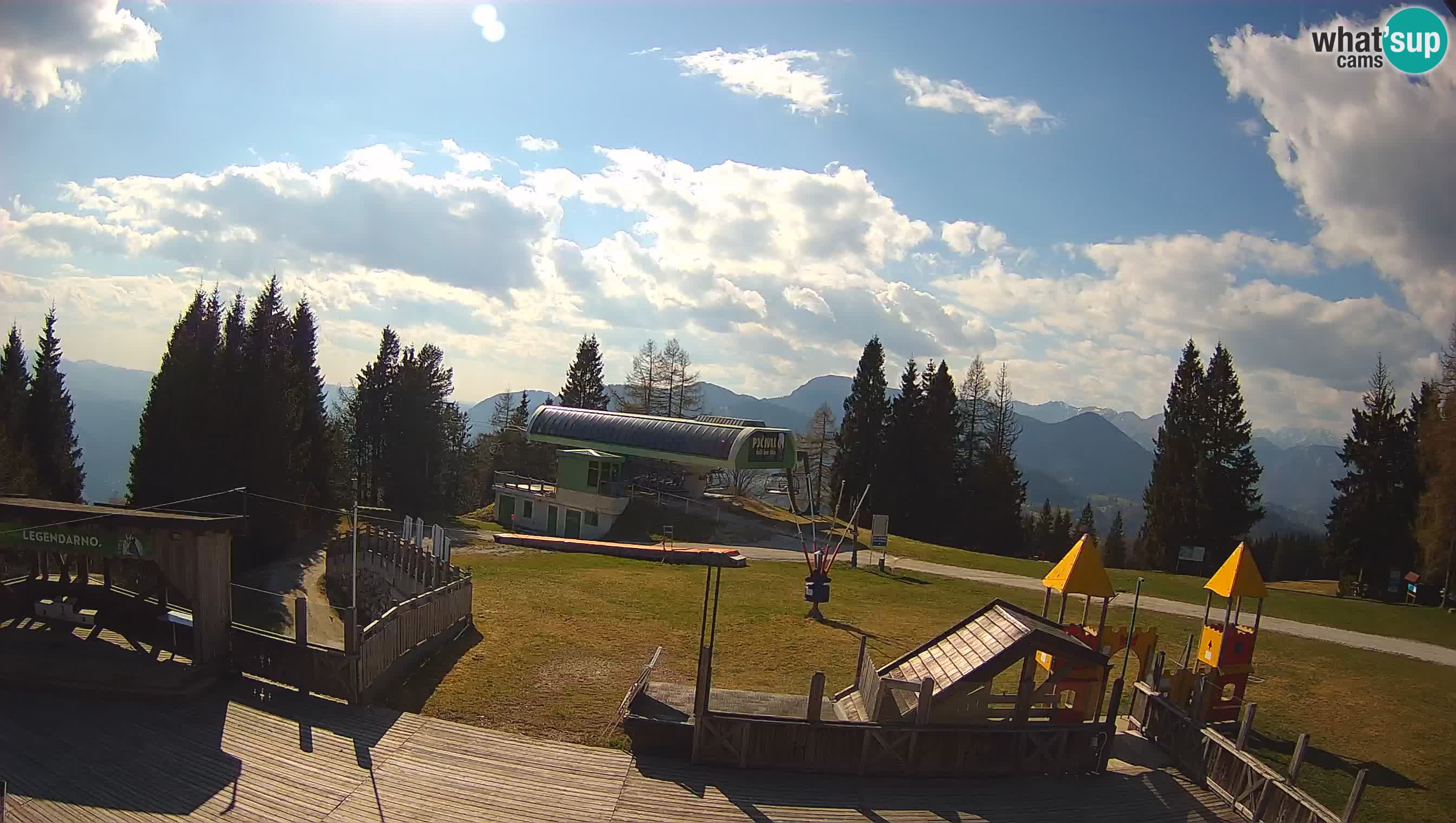 Webcam Počivalo – Alpska Perla | Vista live dalla stazione sciistica di Cerkno