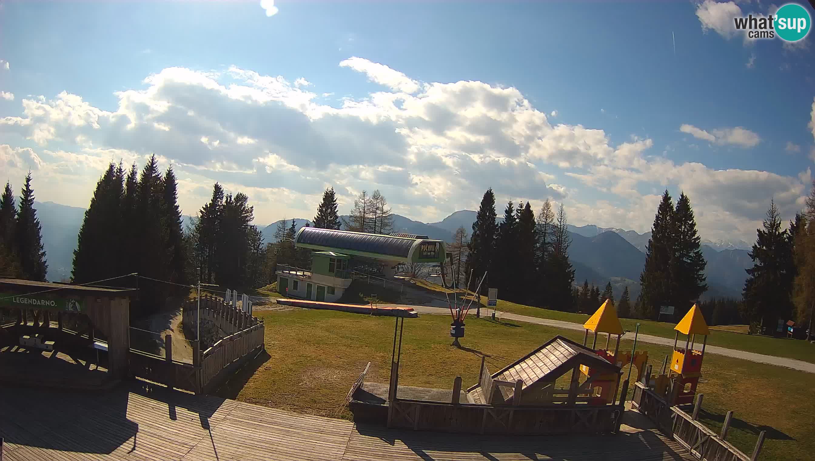 Webcam Počivalo – Alpska Perla | Live View from Cerkno Ski Resort