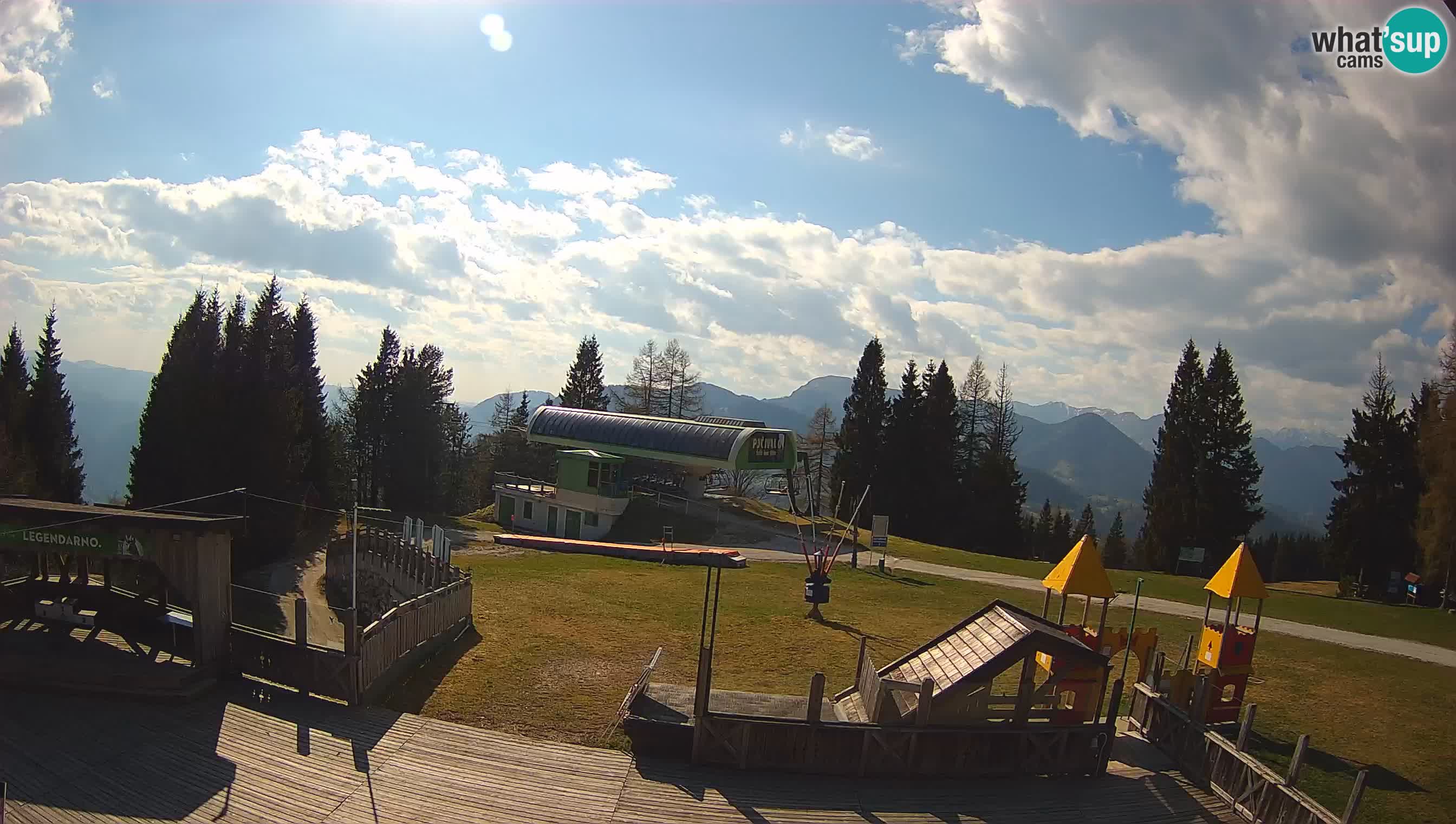 Webcam Počivalo – Alpska Perla | Vista live dalla stazione sciistica di Cerkno