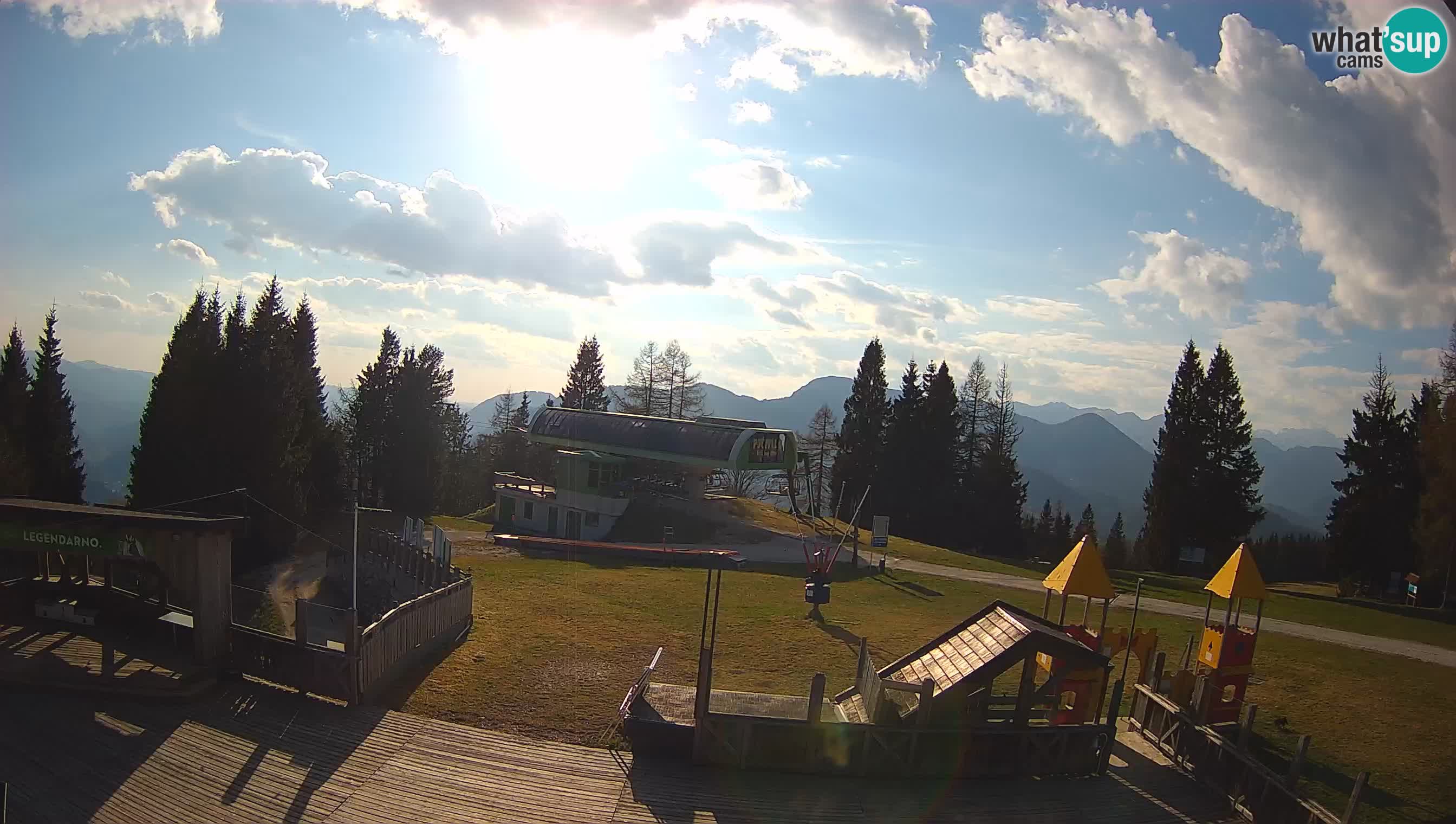 Webcam Počivalo – Alpska Perla | Vista live dalla stazione sciistica di Cerkno