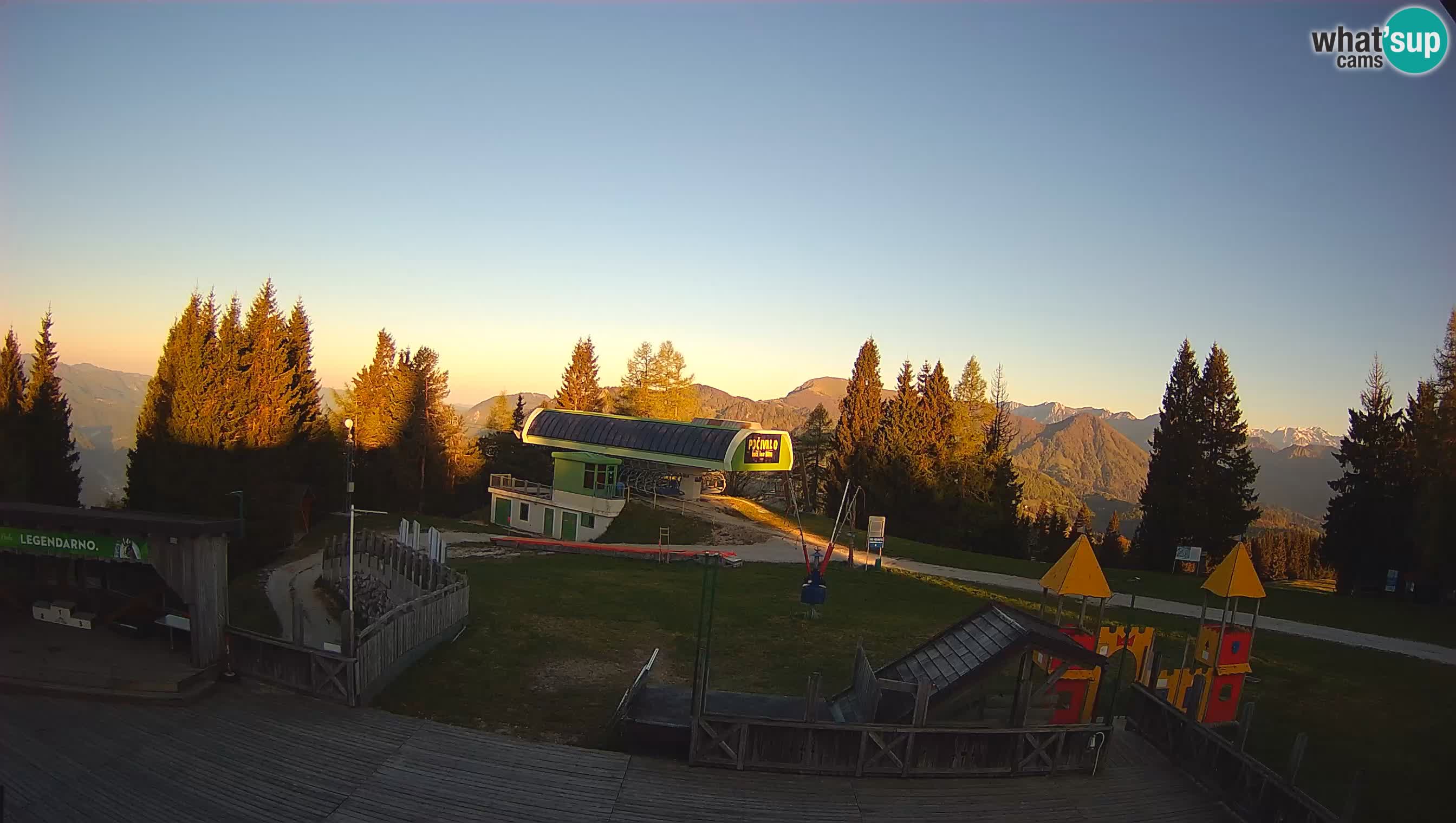Web kamera Počivalo – Alpska Perla | Pogled uživo sa skijališta Cerkno