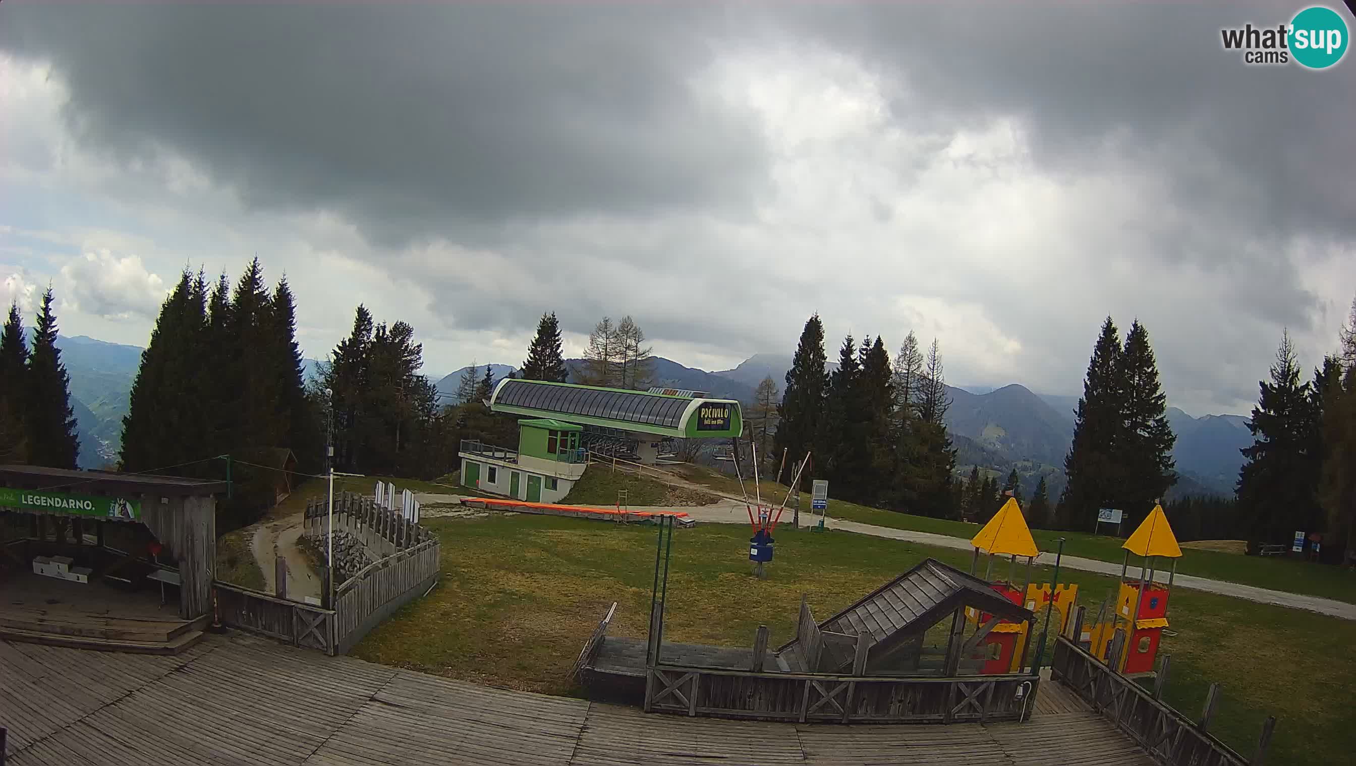Webcam Počivalo – Alpska Perla | Vista live dalla stazione sciistica di Cerkno