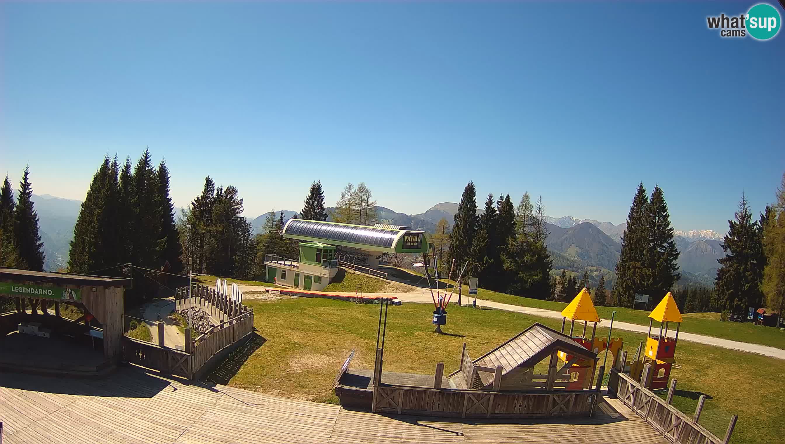 Webcam de la station de ski des Alpes slovènes à Cerkno Počivalo