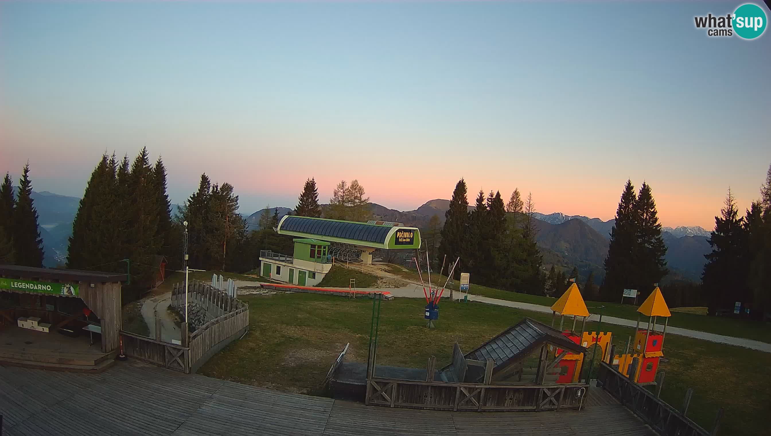 Cámara web Počivalo – Alpska Perla | Vista en vivo desde la estación de esquí Cerkno