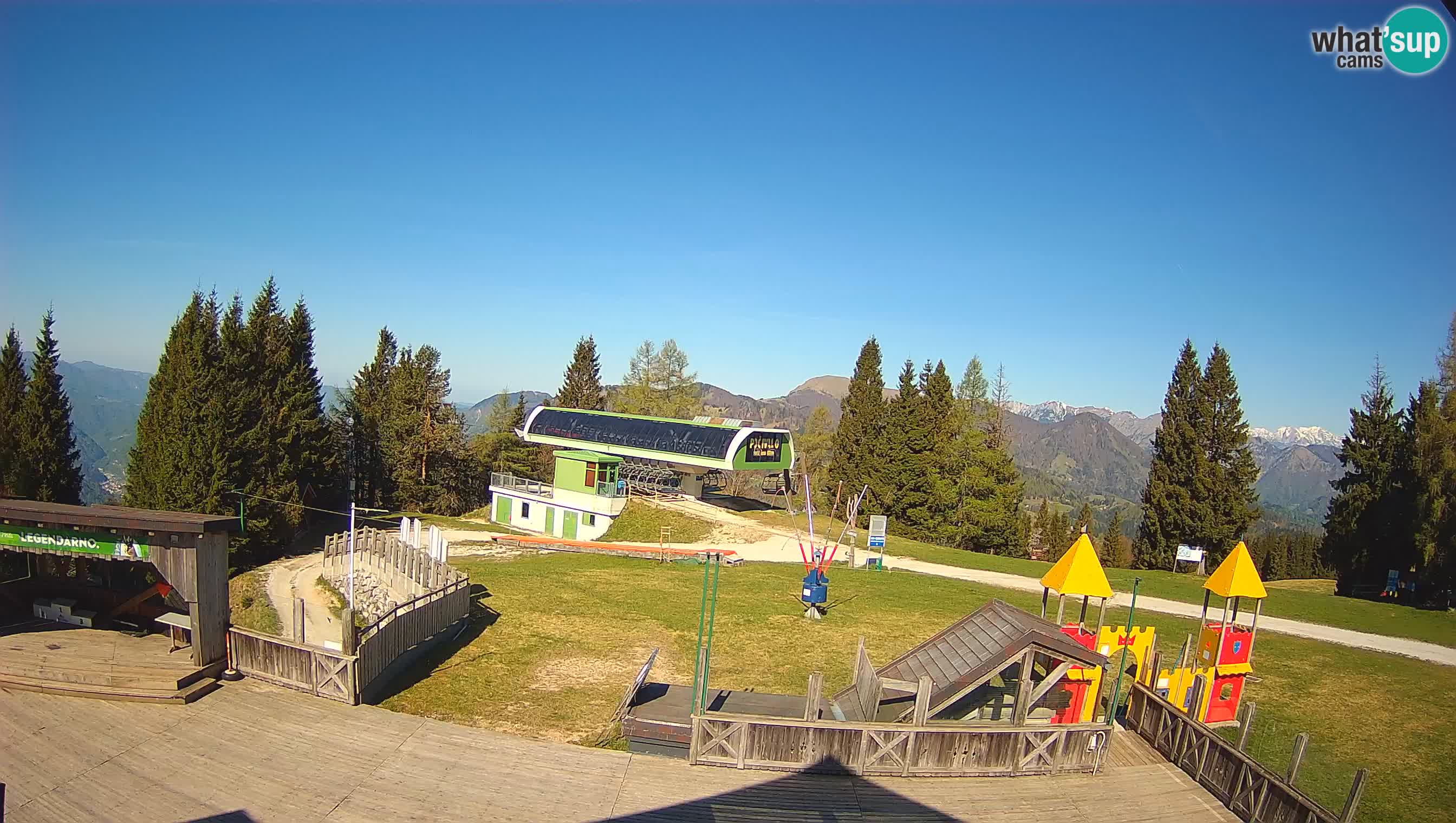 Web kamera Počivalo – Alpska Perla | Pogled uživo sa skijališta Cerkno