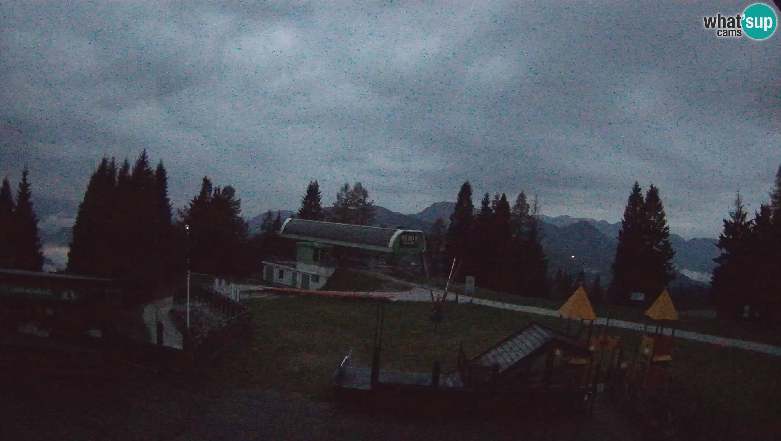 Cámara web Počivalo – Alpska Perla | Vista en vivo desde la estación de esquí Cerkno