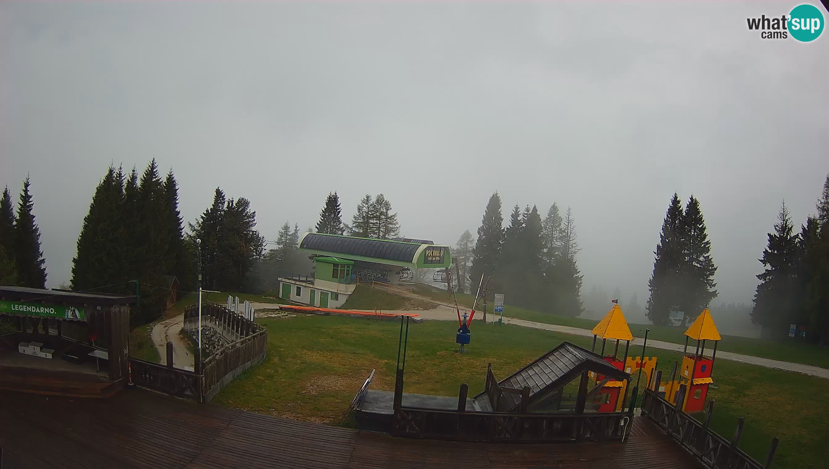 Spletna kamera Počivalo – Alpska Perla | Pogled v živo iz smučišča Cerkno