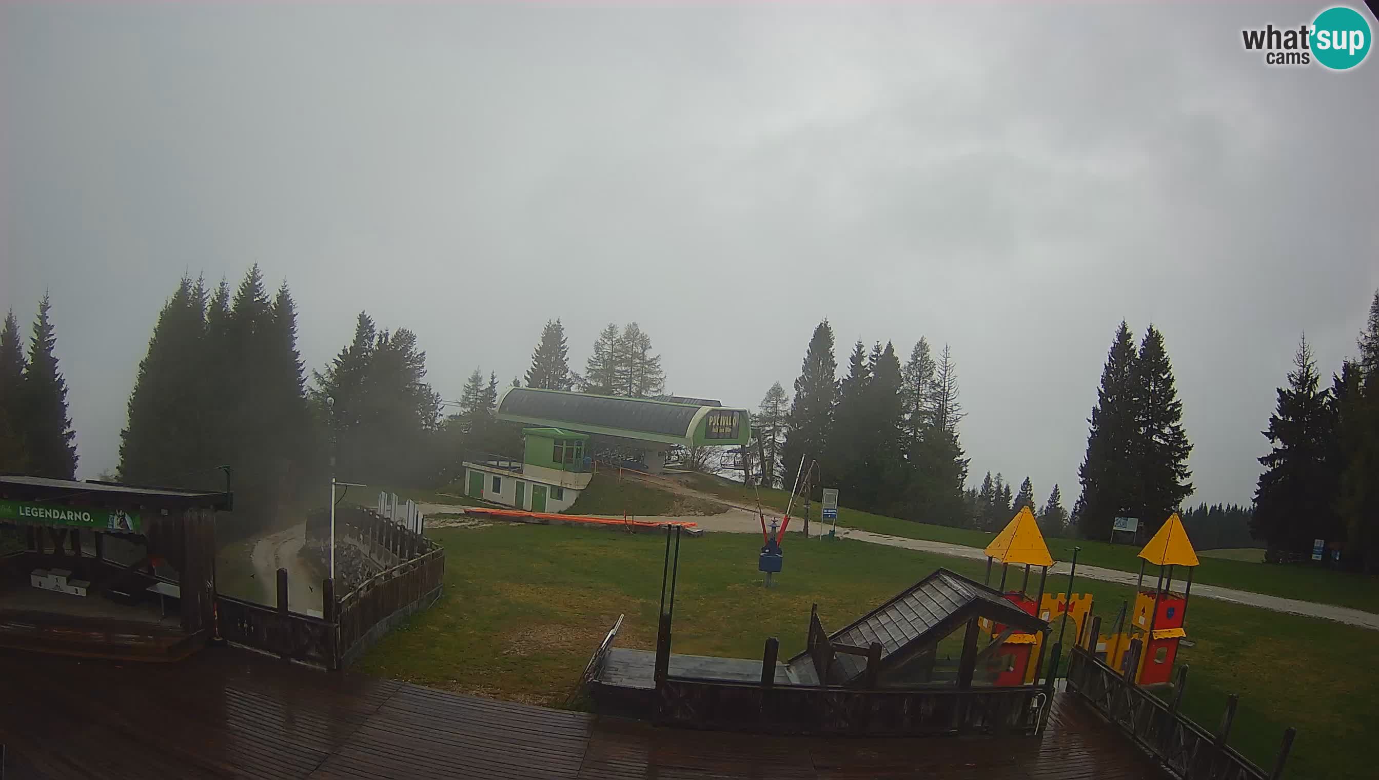 Spletna kamera Počivalo – Alpska Perla | Pogled v živo iz smučišča Cerkno