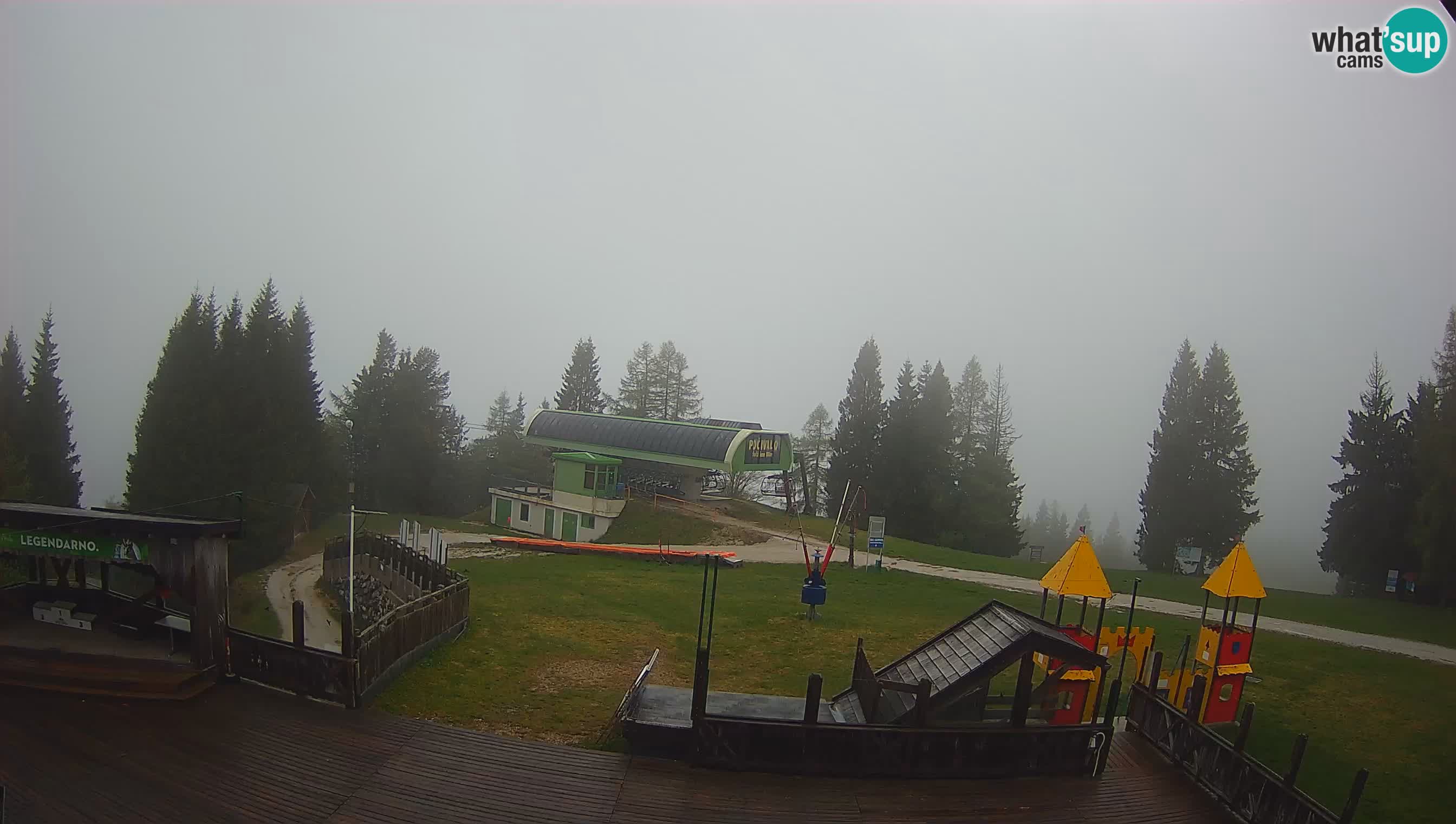 Webcam de la station de ski des Alpes slovènes à Cerkno Počivalo