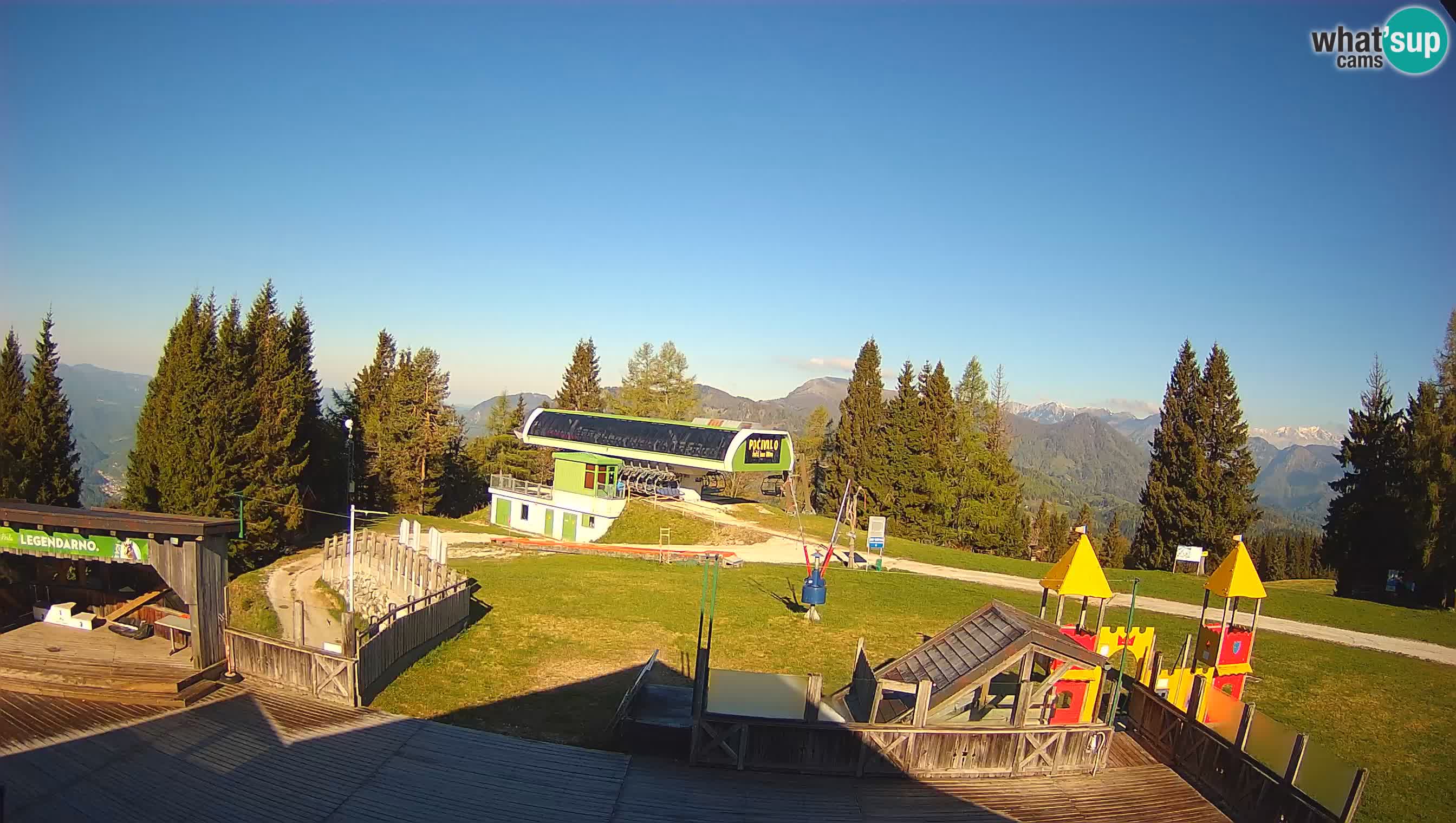 Webcam Počivalo – Alpska Perla | Vista live dalla stazione sciistica di Cerkno