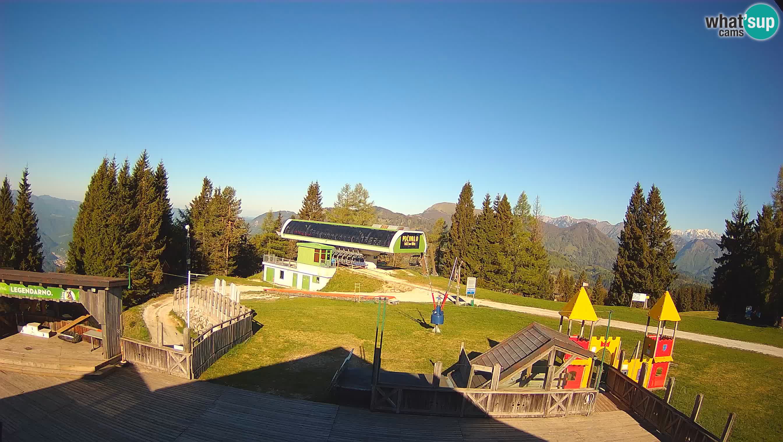 Alpska Perla Ski hotel Cerkno Počivalo webcam – Slovenia