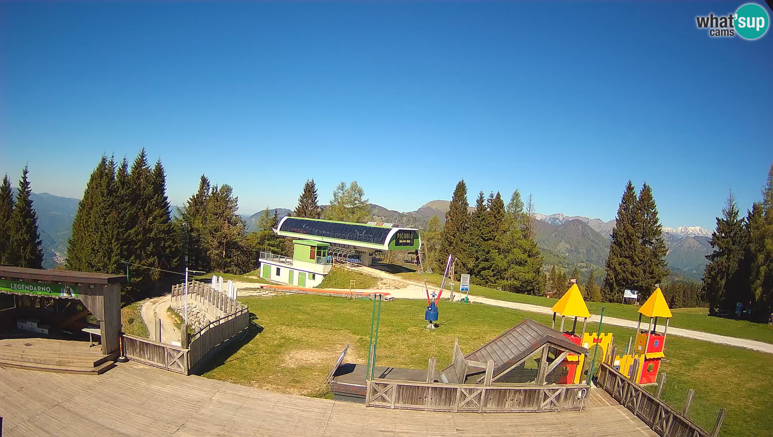 Alpska Perla Ski center Cerkno Počivalo webcam – Slovenia