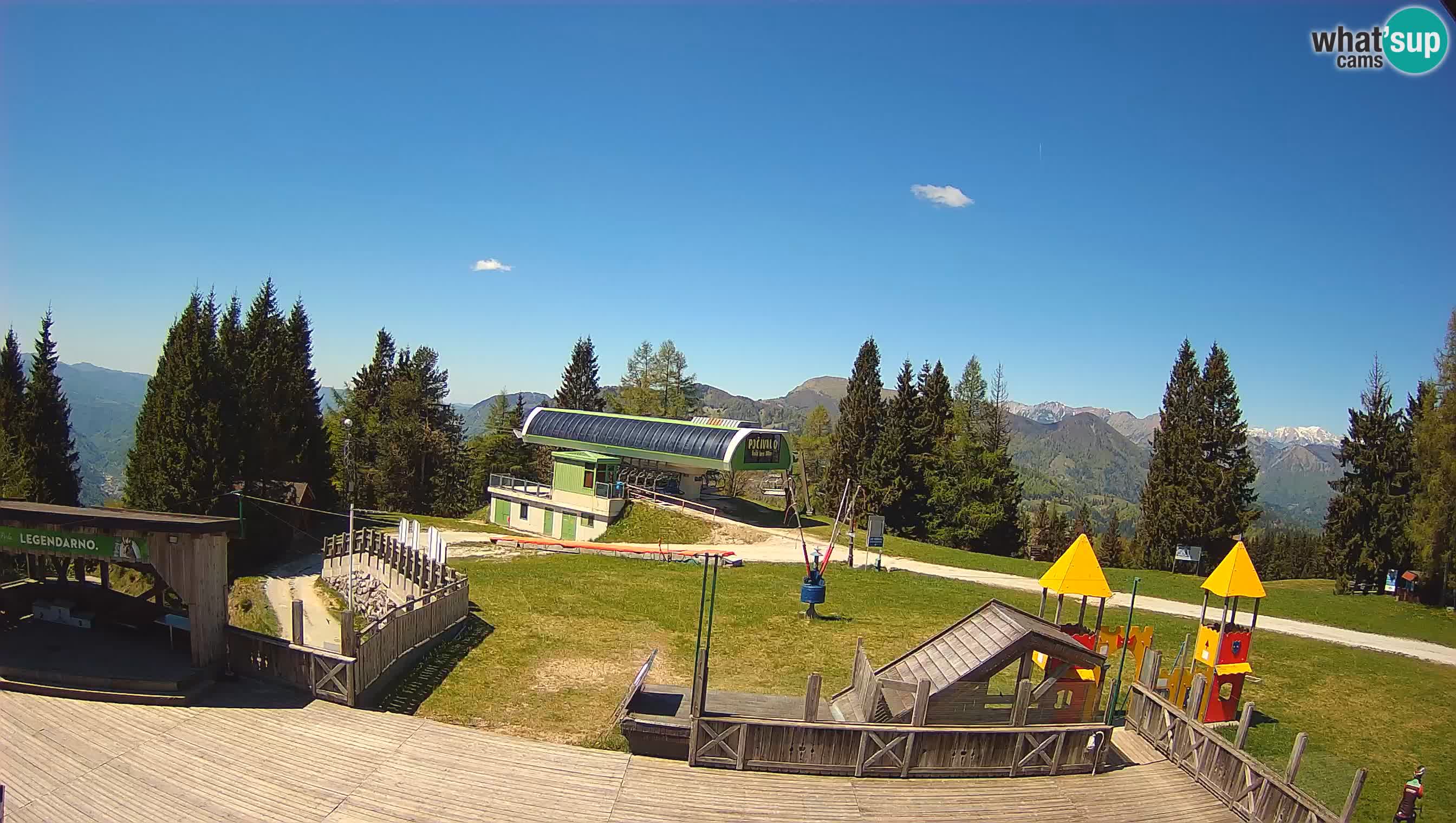 Alpska Perla Ski hotel Cerkno Počivalo webcam – Slovenia