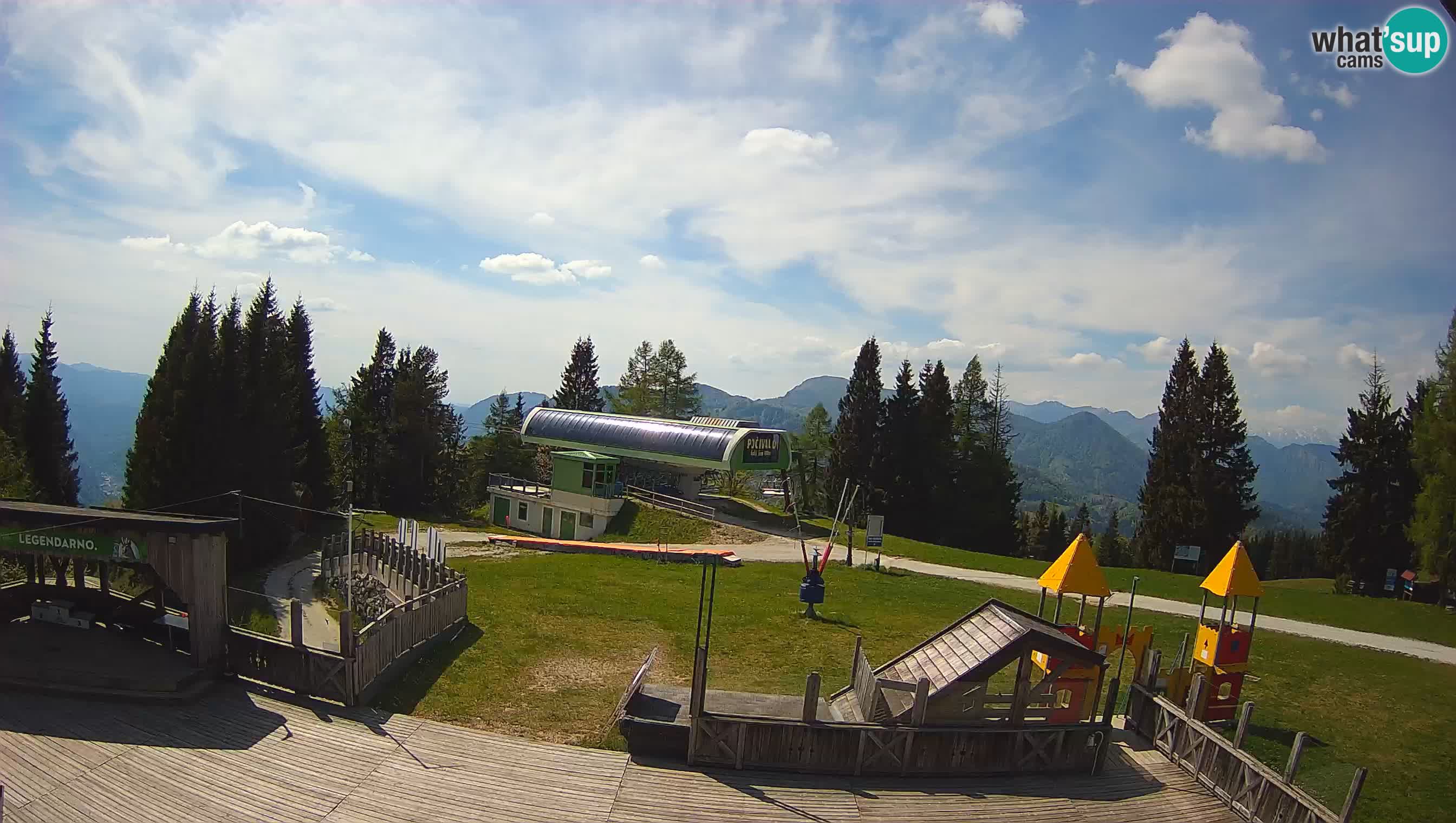 Webcam Počivalo – Alpska Perla | Vista live dalla stazione sciistica di Cerkno