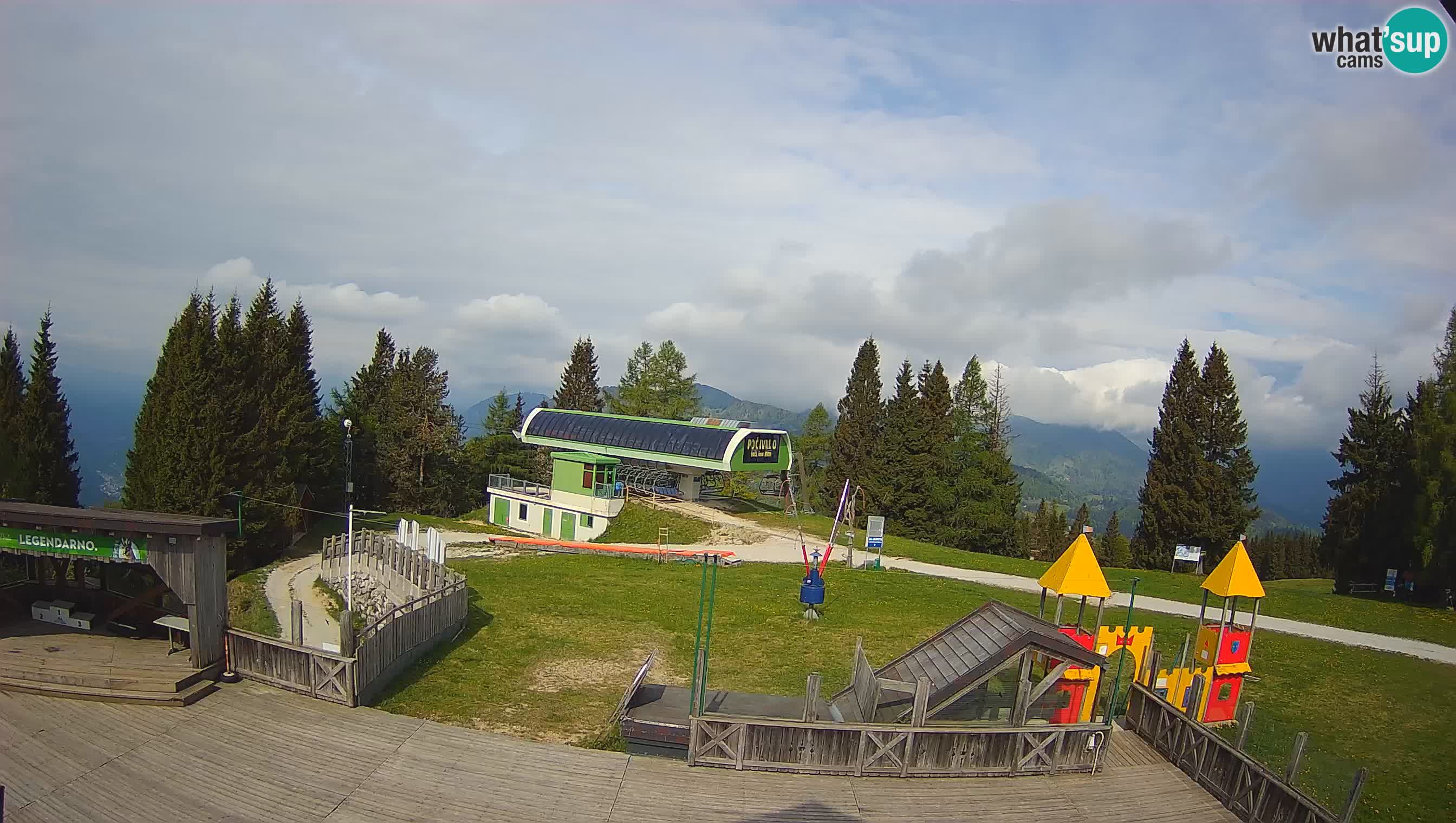 Cámara web Počivalo – Alpska Perla | Vista en vivo desde la estación de esquí Cerkno