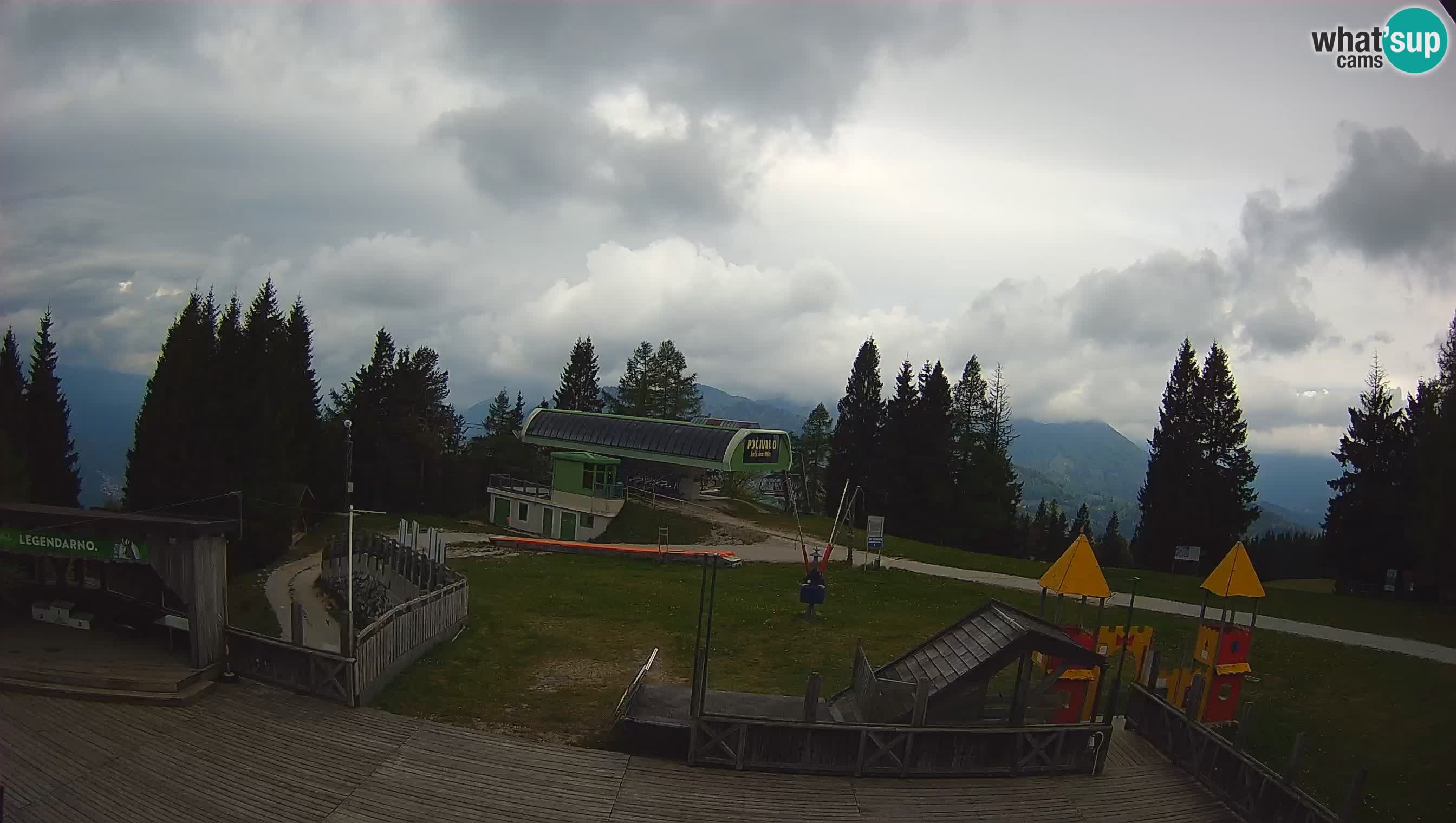Webcam de la station de ski des Alpes slovènes à Cerkno Počivalo