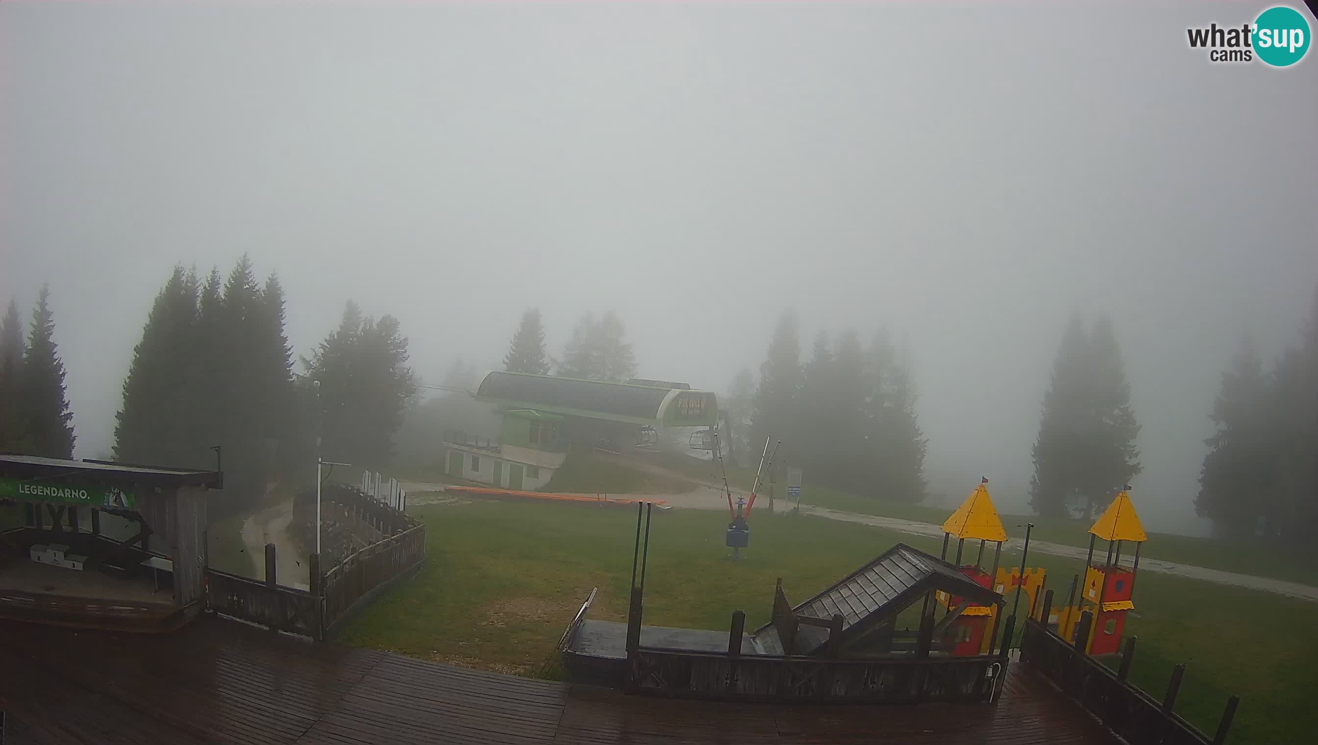 Webcam de la station de ski des Alpes slovènes à Cerkno Počivalo