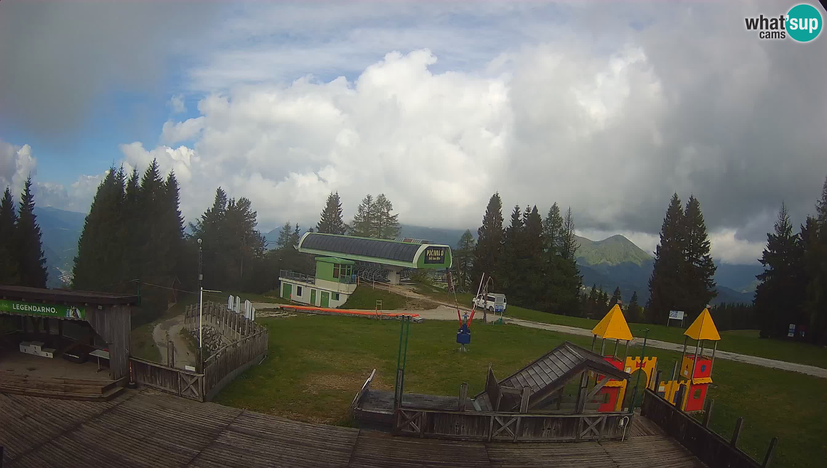 Web kamera Počivalo – Alpska Perla | Pogled uživo sa skijališta Cerkno