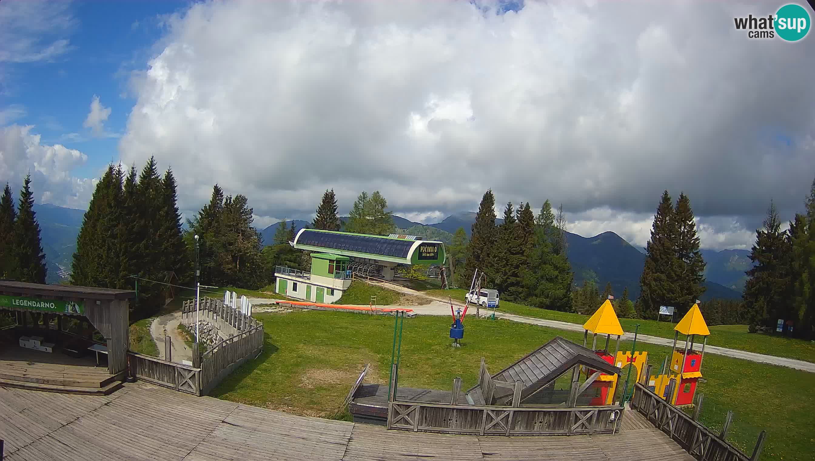 Web kamera Počivalo – Alpska Perla | Pogled uživo sa skijališta Cerkno