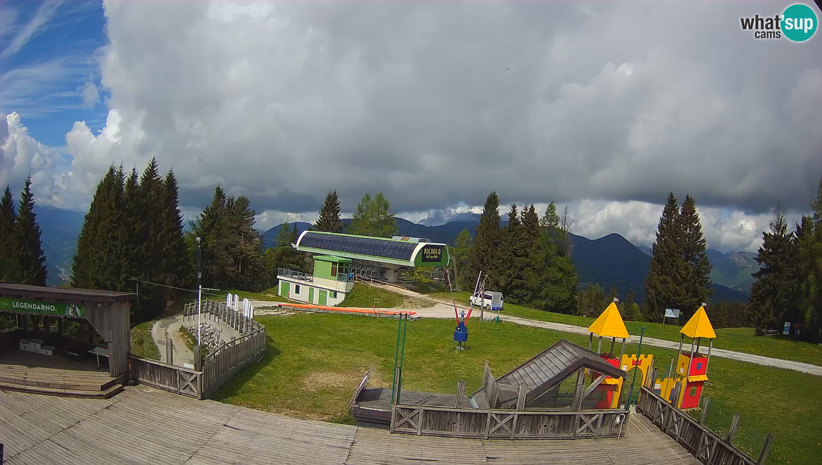 Webcam Počivalo – Alpska Perla | Live View from Cerkno Ski Resort