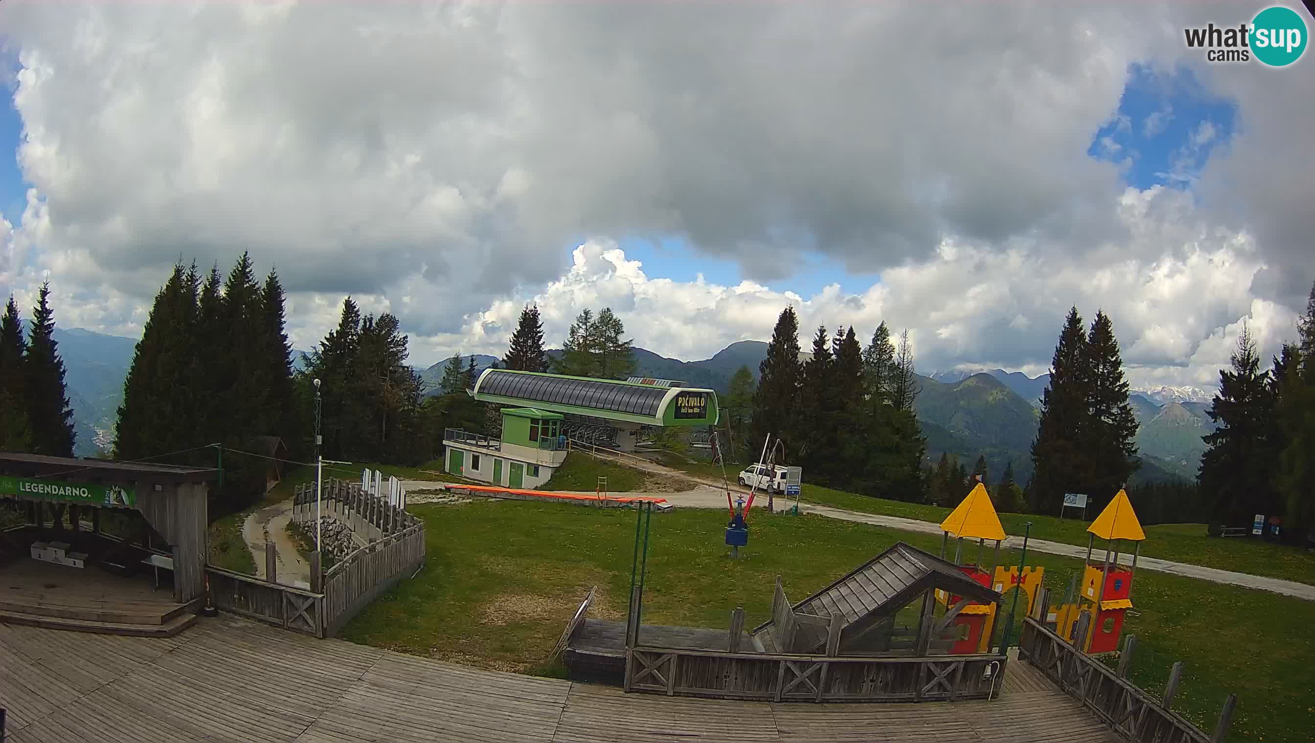 Webcam Počivalo – Alpska Perla | Vista live dalla stazione sciistica di Cerkno