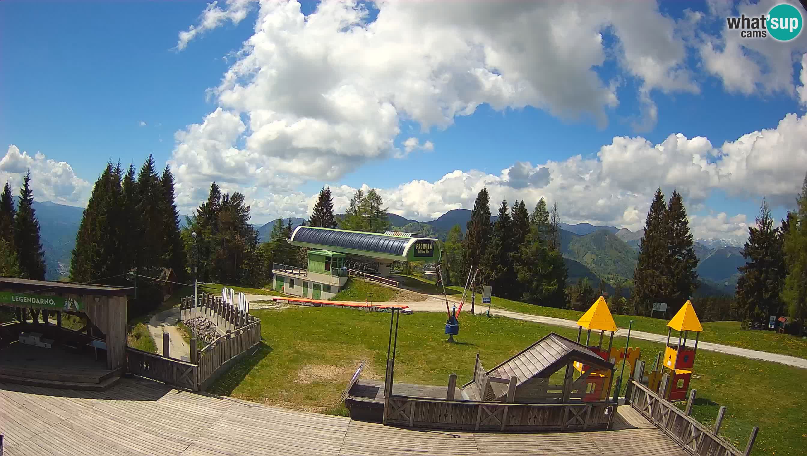 Webcam Počivalo – Alpska Perla | Live View from Cerkno Ski Resort