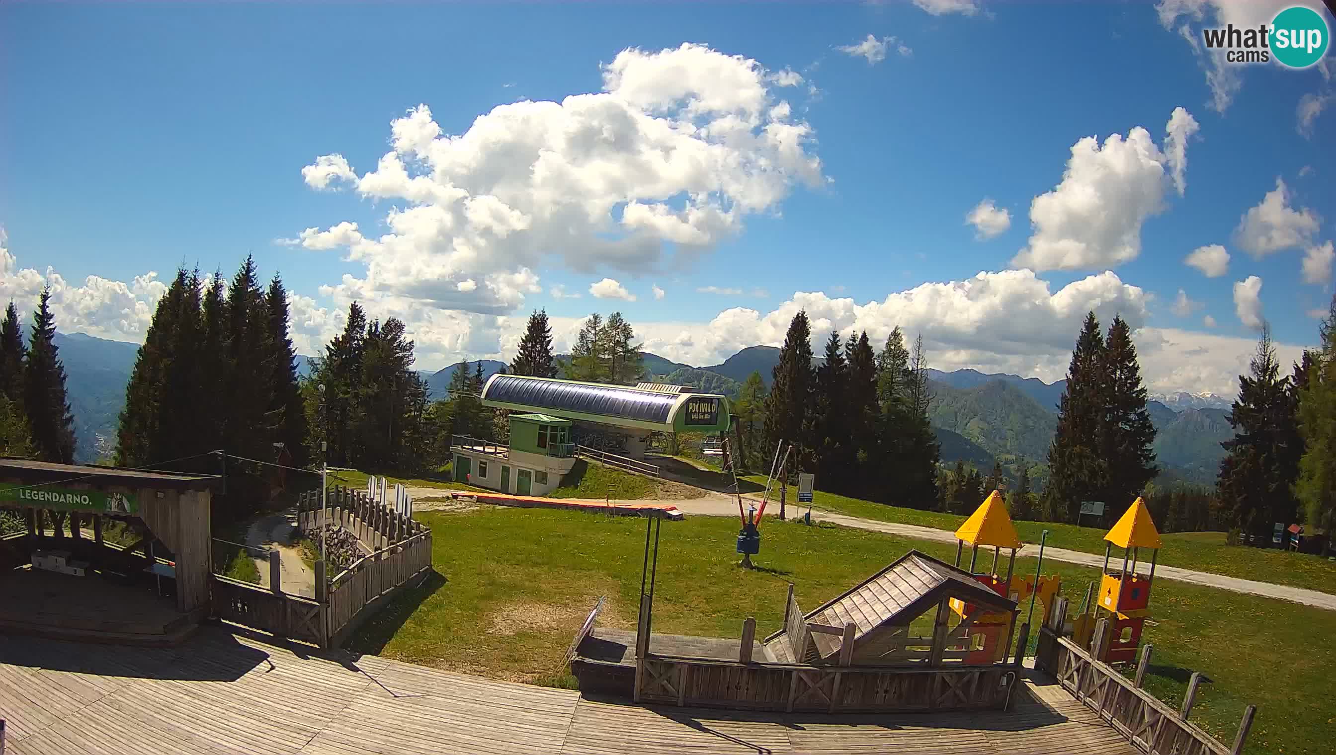 Webcam de la station de ski des Alpes slovènes à Cerkno Počivalo