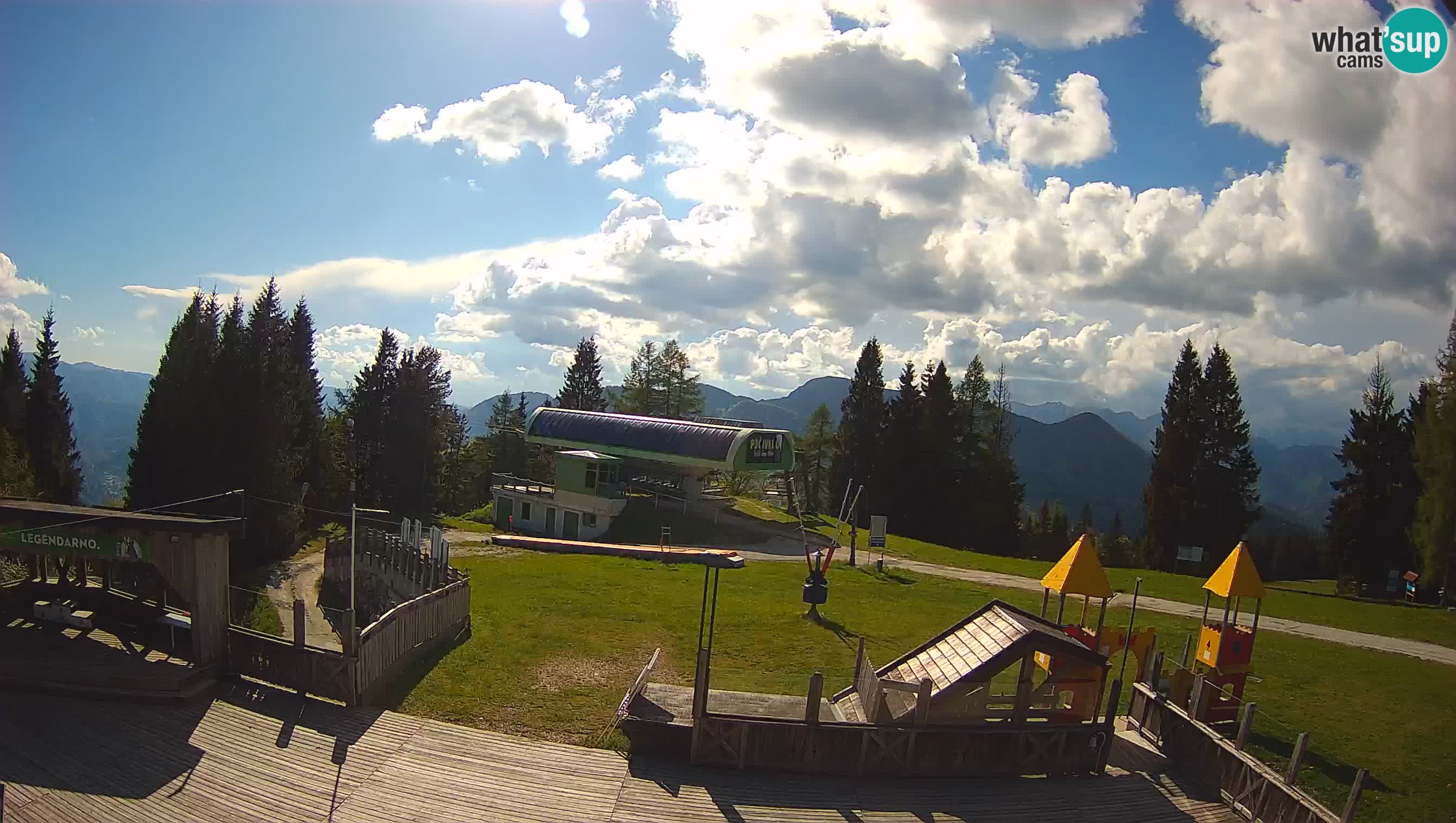 Cámara web Počivalo – Alpska Perla | Vista en vivo desde la estación de esquí Cerkno