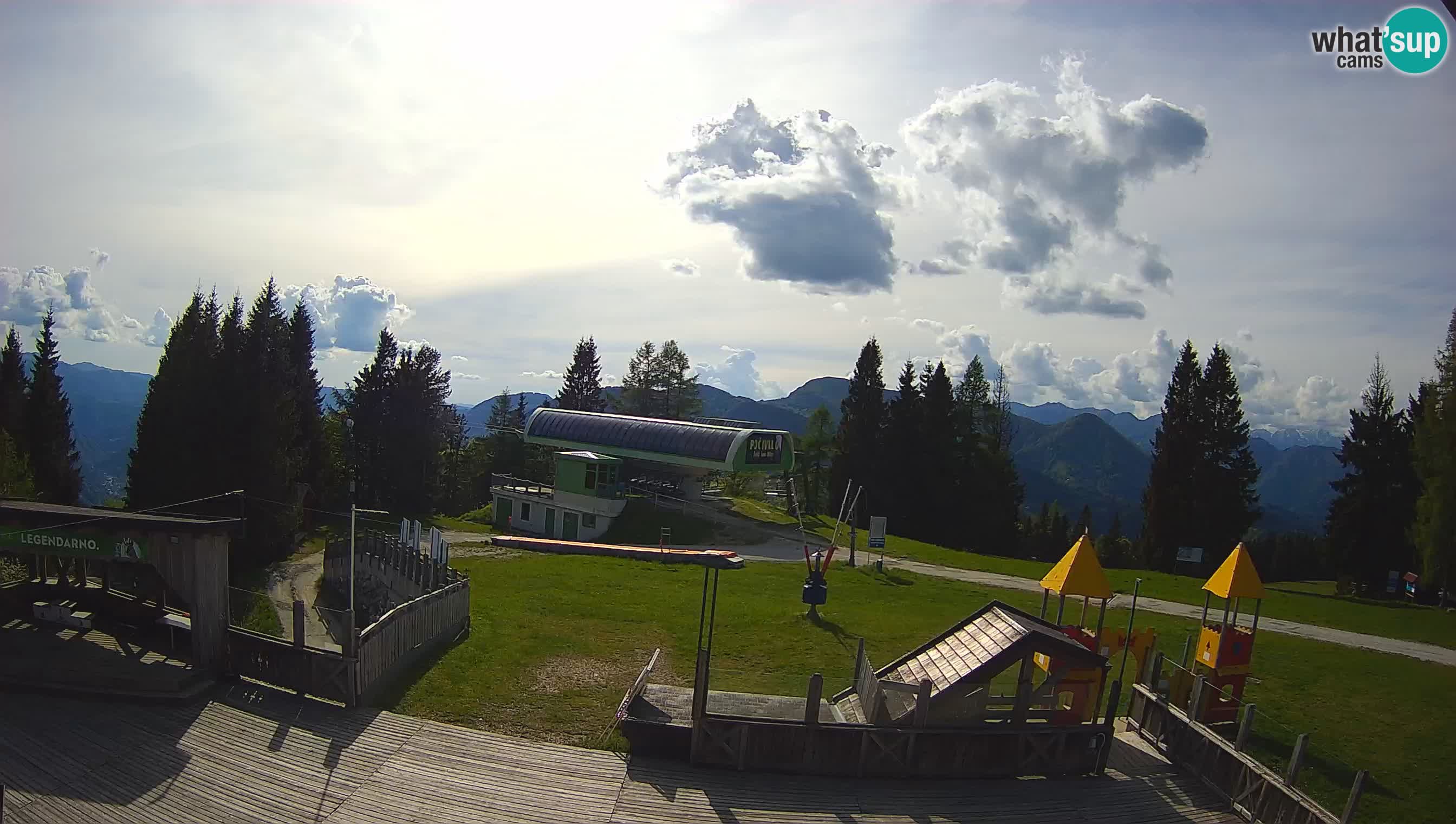 Webcam Počivalo – Alpska Perla | Vista live dalla stazione sciistica di Cerkno