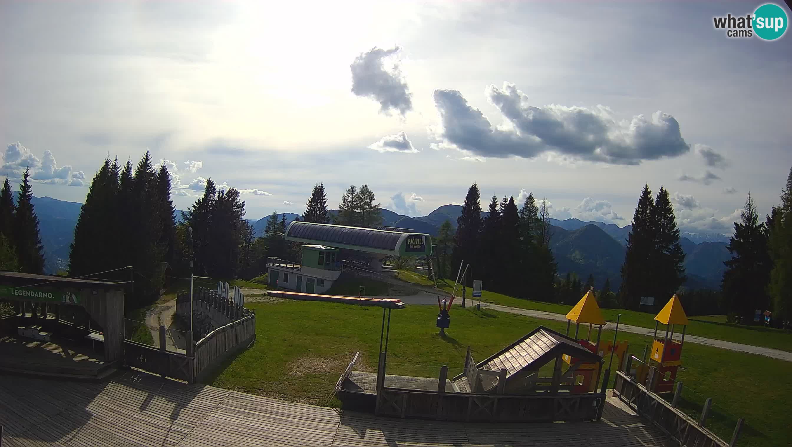 Cámara web Počivalo – Alpska Perla | Vista en vivo desde la estación de esquí Cerkno