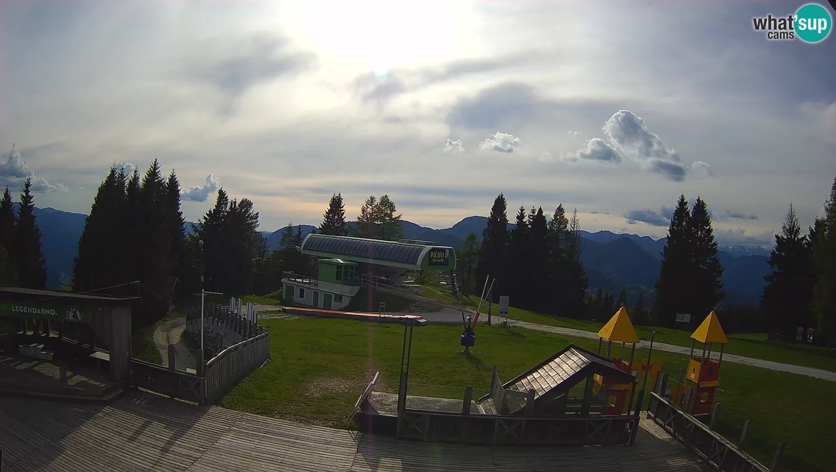 Webcam de la station de ski des Alpes slovènes à Cerkno Počivalo