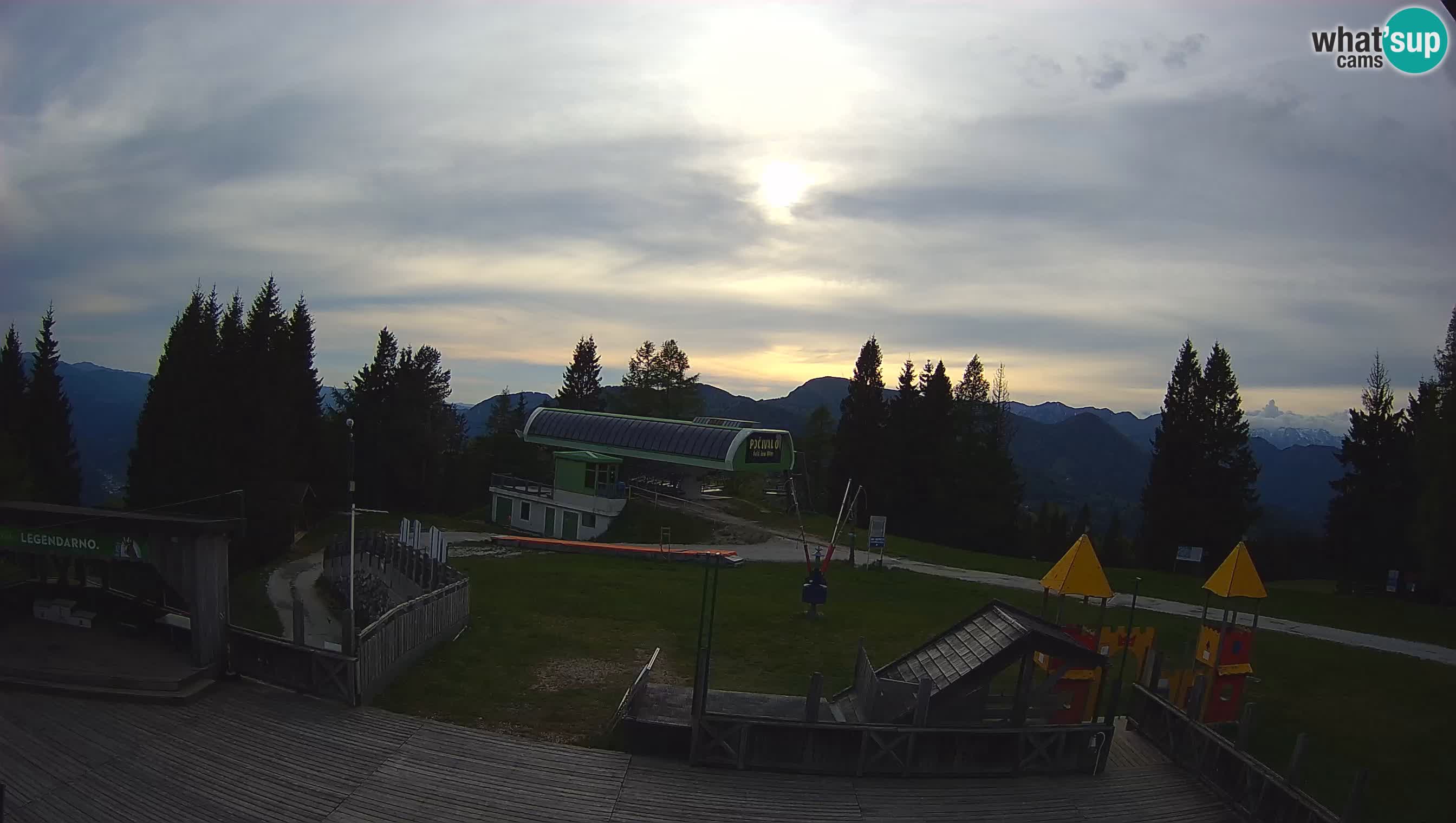 Webcam de la station de ski des Alpes slovènes à Cerkno Počivalo