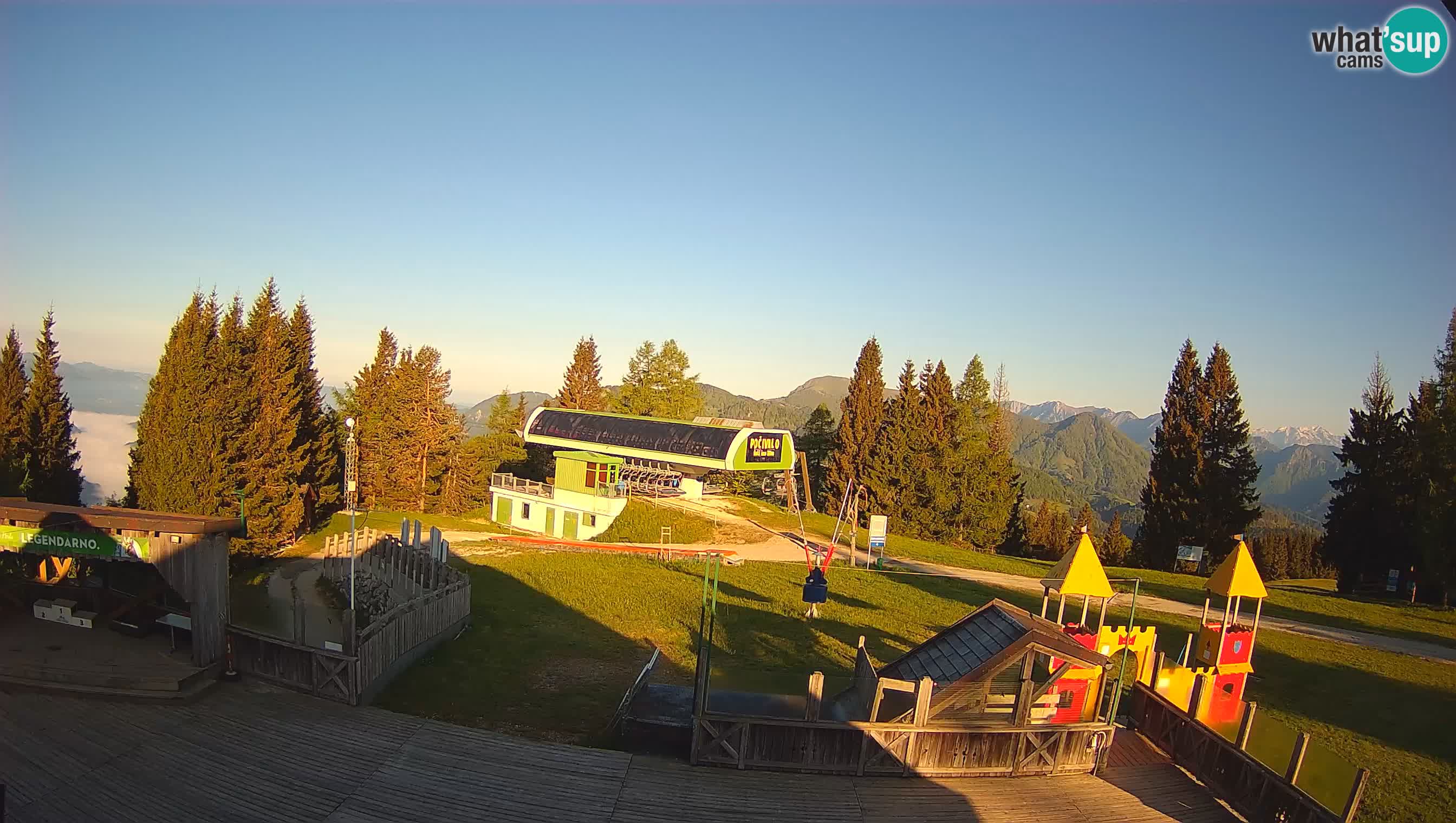 Cámara web Počivalo – Alpska Perla | Vista en vivo desde la estación de esquí Cerkno