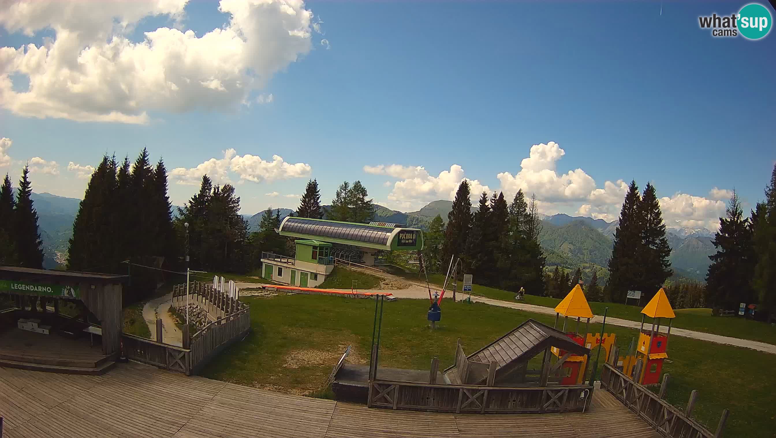 Spletna kamera Počivalo – Alpska Perla | Pogled v živo iz smučišča Cerkno
