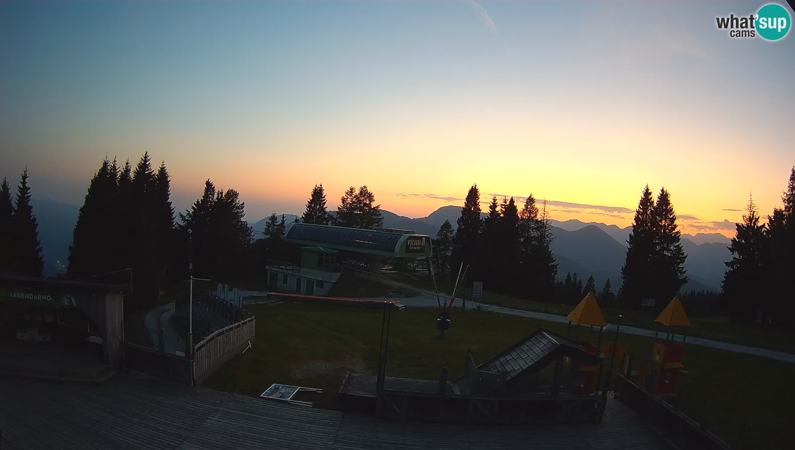 Webcam de la station de ski des Alpes slovènes à Cerkno Počivalo